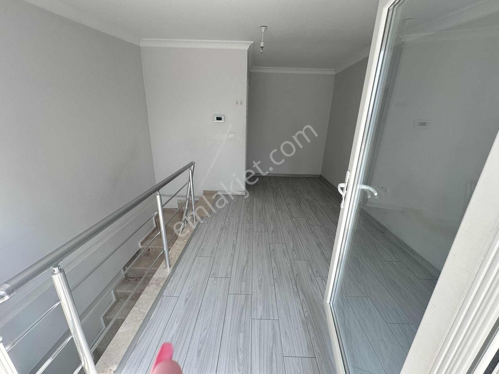 G A Dan İhsaniye De Plaza16 Karşında 1+1 Satılık Dublex Daire - Görsel 11