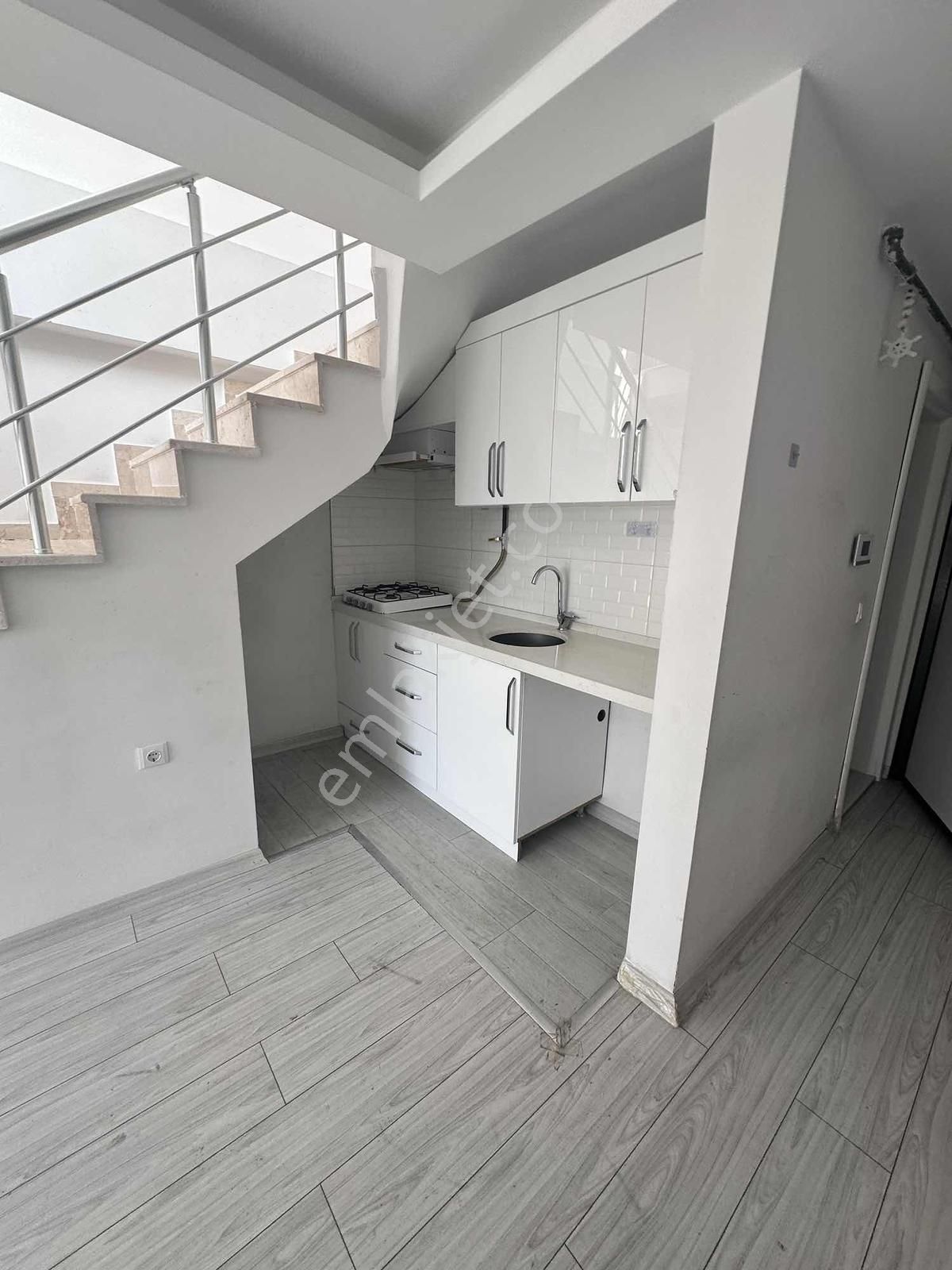 G A Dan İhsaniye De Plaza16 Karşında 1+1 Satılık Dublex Daire - Görsel 17