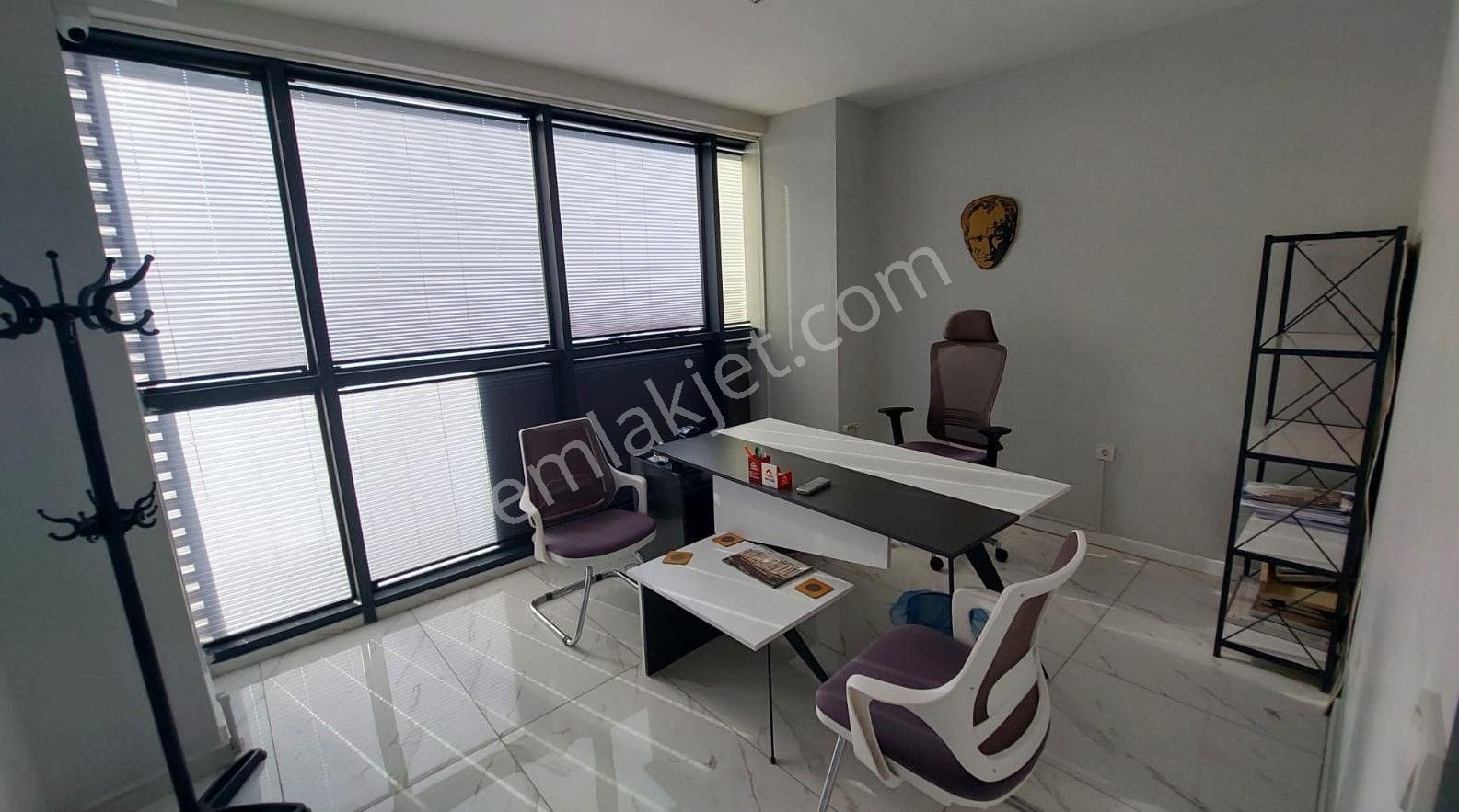 Menemen Zeytinlik Mah. Devren Kiralık Ofis - Görsel 19