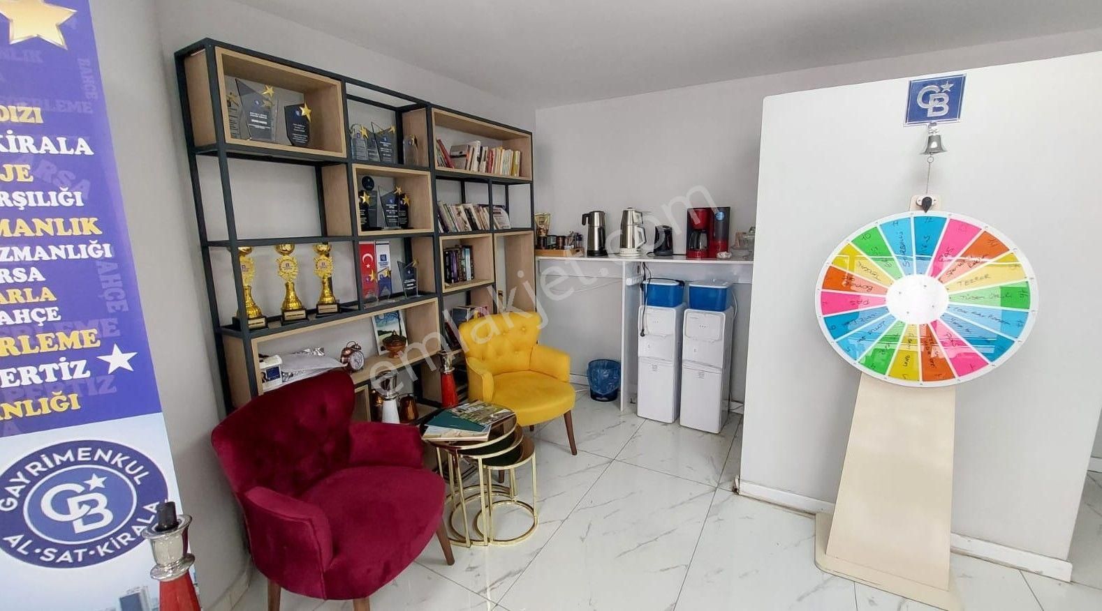 Menemen Zeytinlik Mah. Devren Kiralık Ofis - Görsel 23