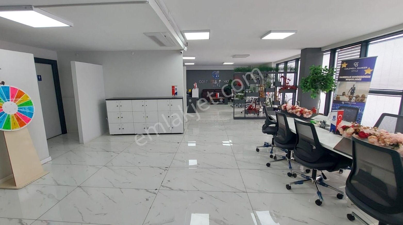 Menemen Zeytinlik Mah. Devren Kiralık Ofis - Görsel 21