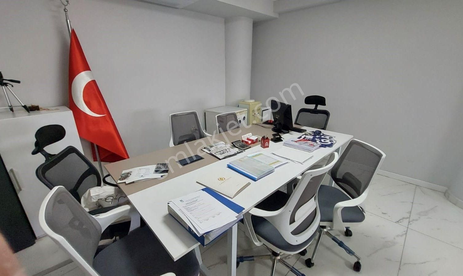 Menemen Zeytinlik Mah. Devren Kiralık Ofis - Görsel 9