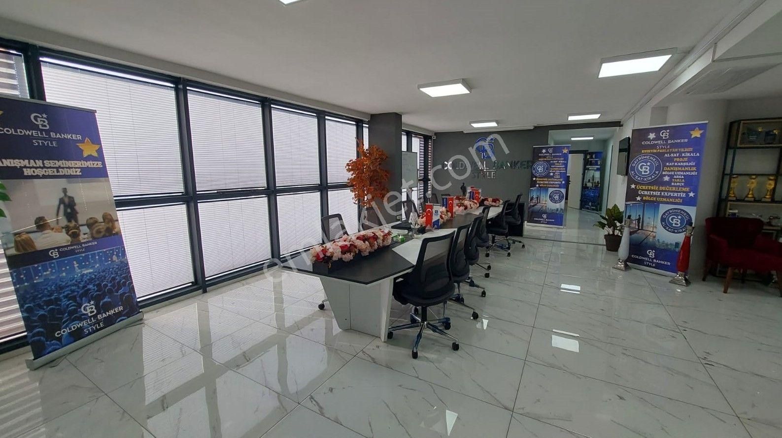 Menemen Zeytinlik Mah. Devren Kiralık Ofis - Görsel 27