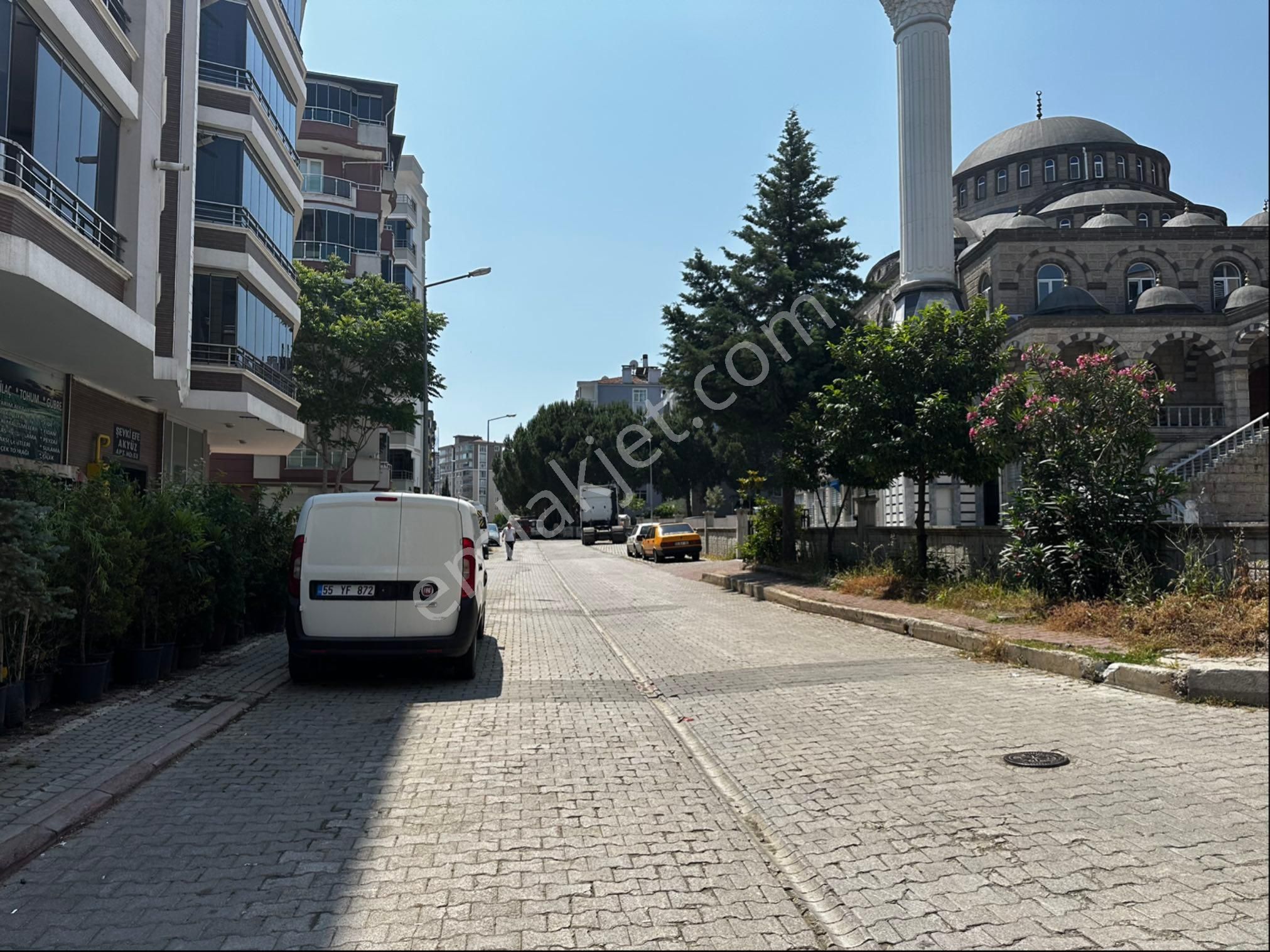 Atakum Atakent'in Merkezinde 75.yıl Camii Karşısı Köşe Dükkan - Görsel 4