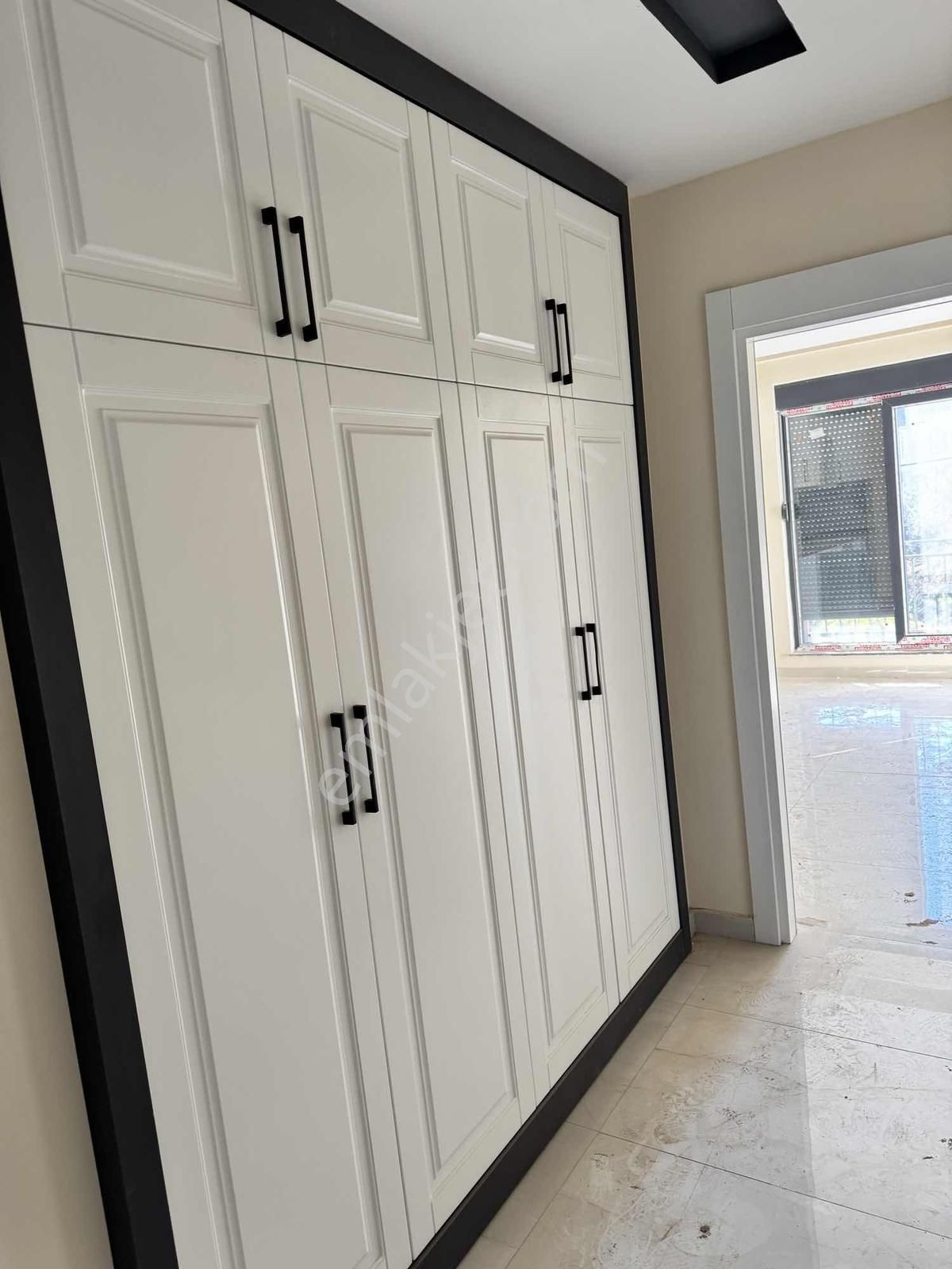 Şelale Mah Satılık 2+1 Katta Daiere - Görsel 4