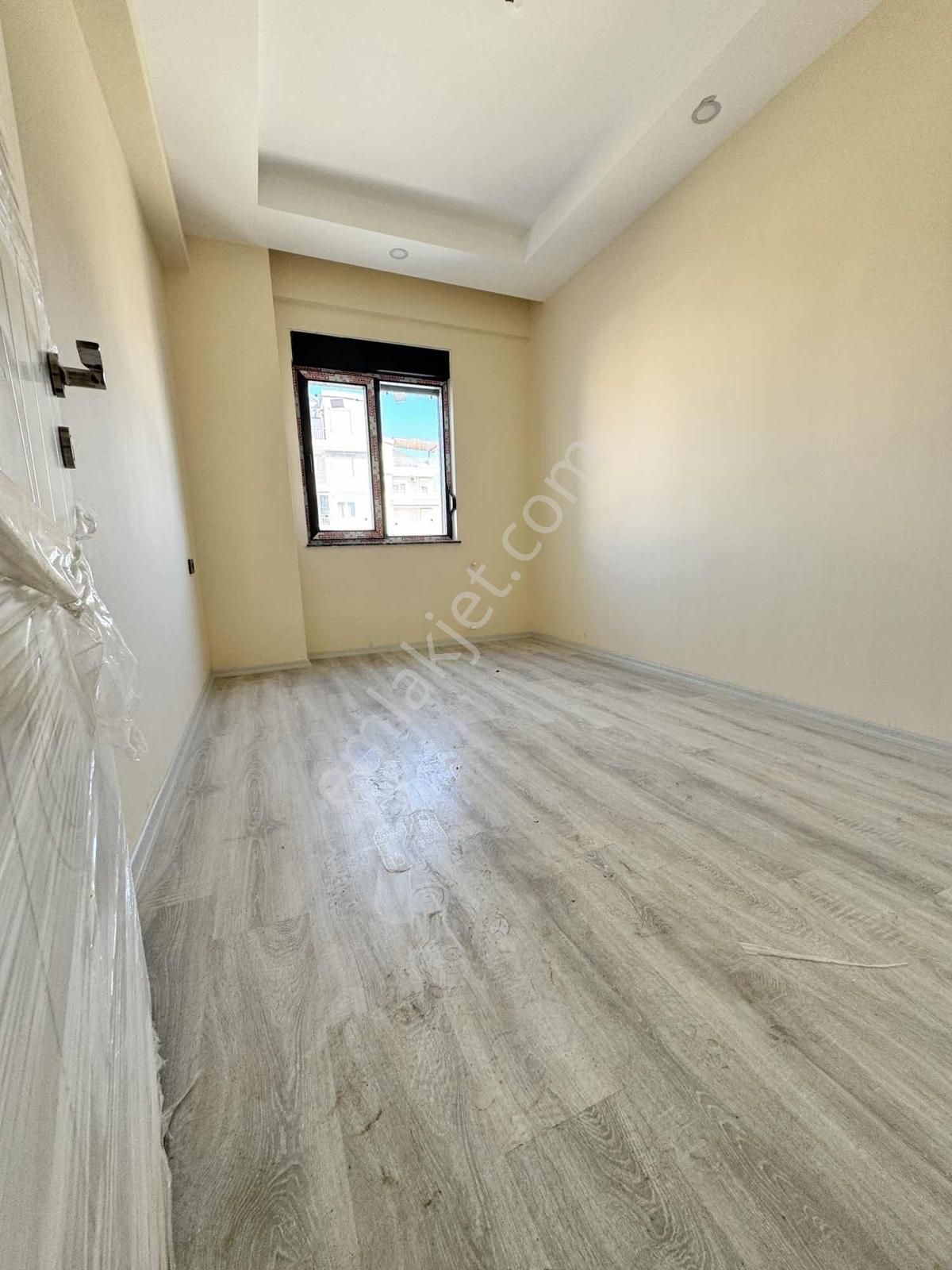 Şelale Mah Satılık 2+1 Katta Daiere - Görsel 12