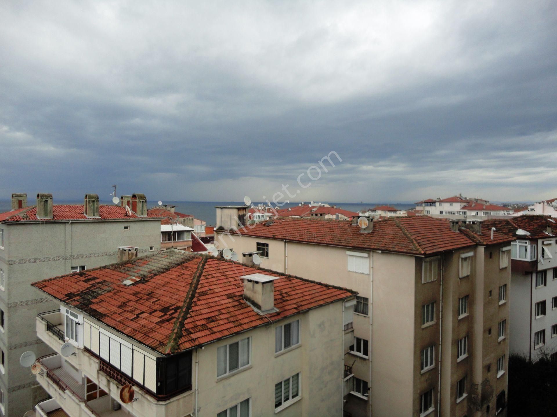Çınarcık Sahile 100 Metre Manzaralı Balkonlu 175m2 Satılık 3+1 - Görsel 32