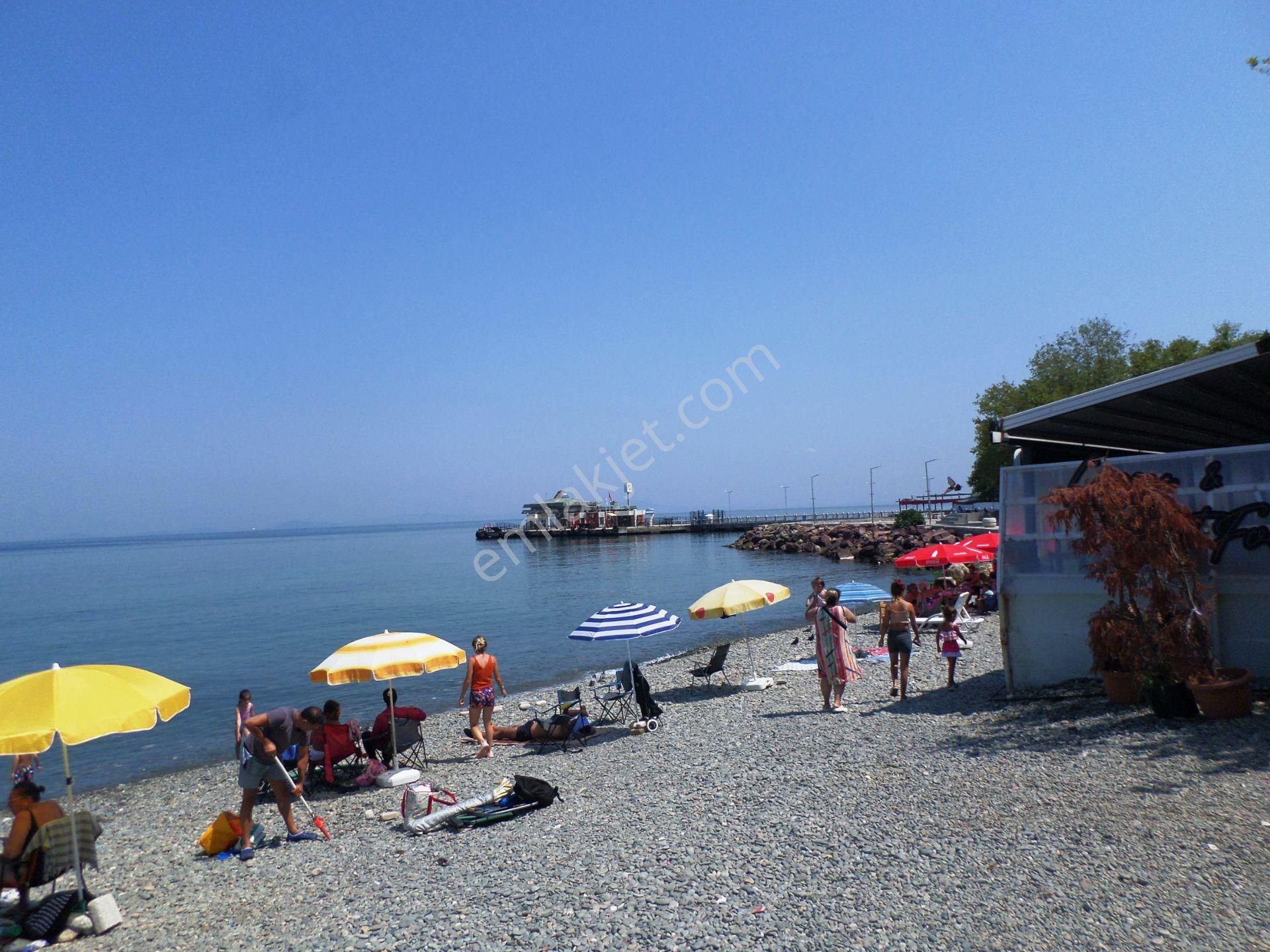 Çınarcık Sahile 100 Metre Manzaralı Balkonlu 175m2 Satılık 3+1 - Görsel 29