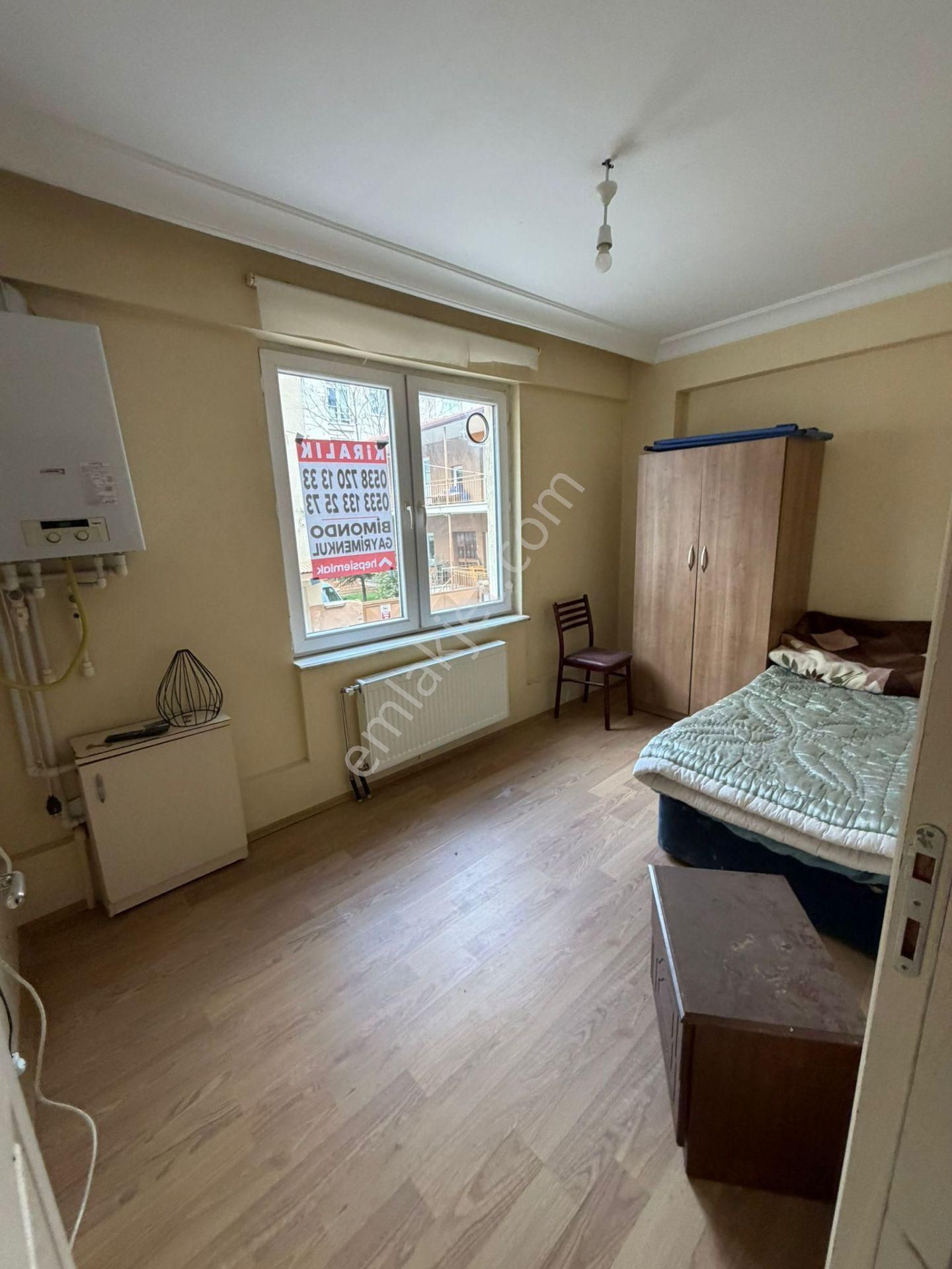 İletişim Kapısı Dibinde 1+1 Kısmi Eşyalı Kiralık Daire - Görsel 8