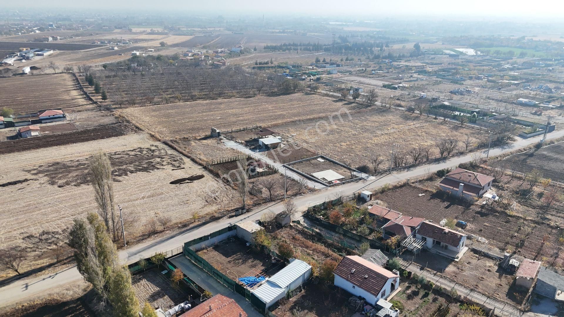 Konya / Meram / Karahüyük Mahallesinde 1.415 M² Hisse Tapulu Tarla - Görsel 4