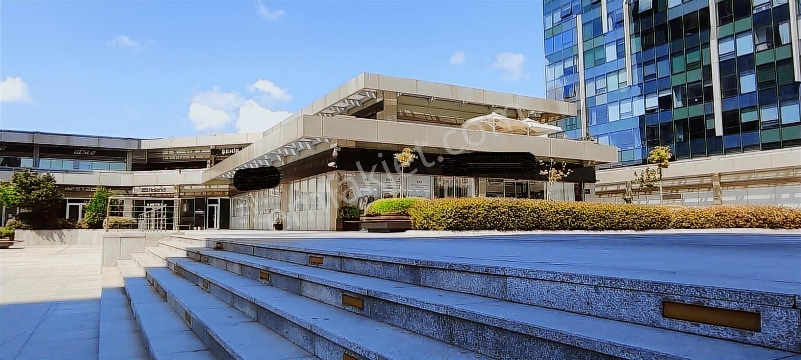 Nish İstanbul'da Satılık 600 M2 Teraslı Ve En Güzel Mağaza - Görsel 8