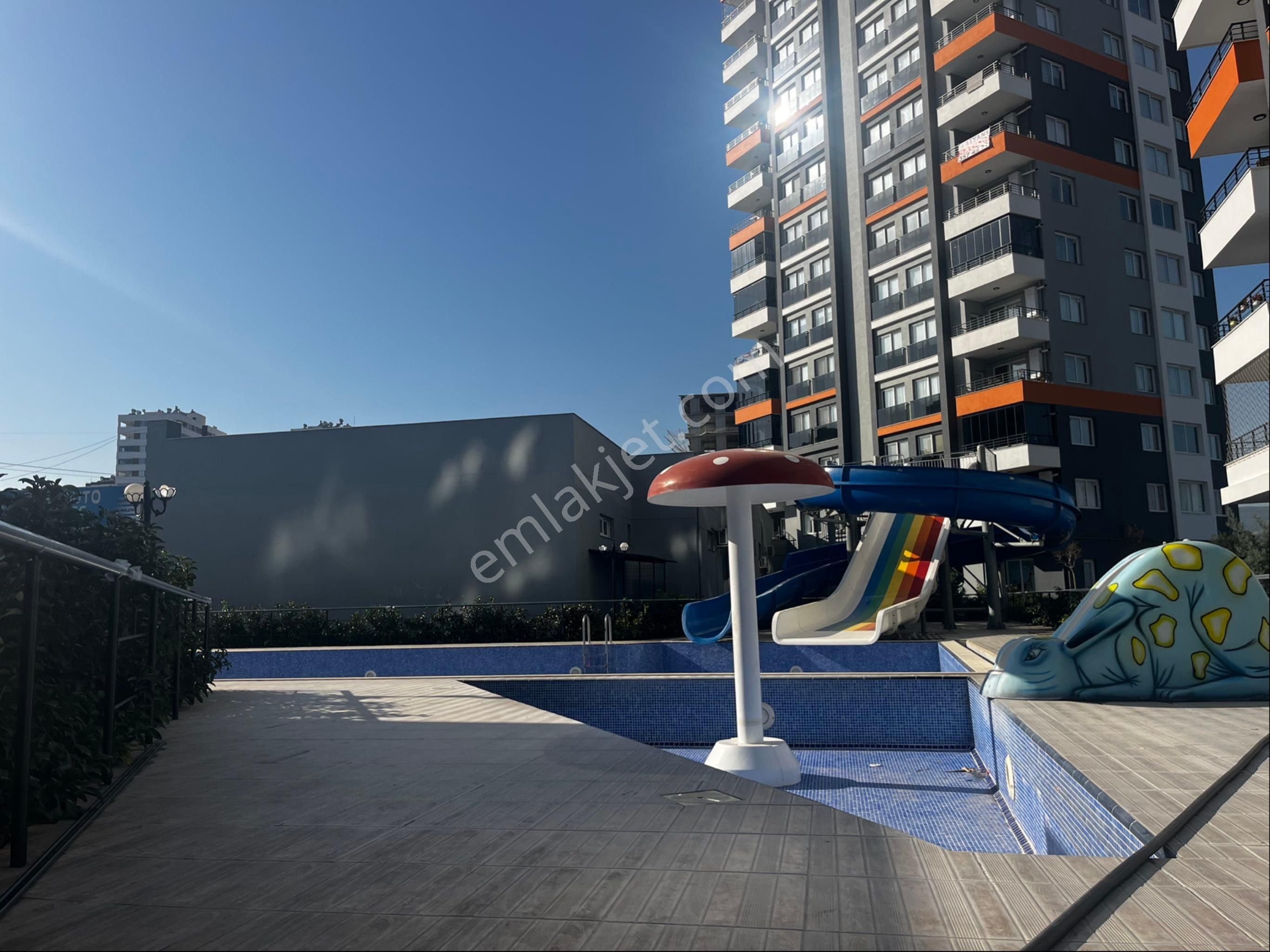 3,5+1 Çok Geniş Mezitli ‘de Havuzlu Daire Satılık - Görsel 25