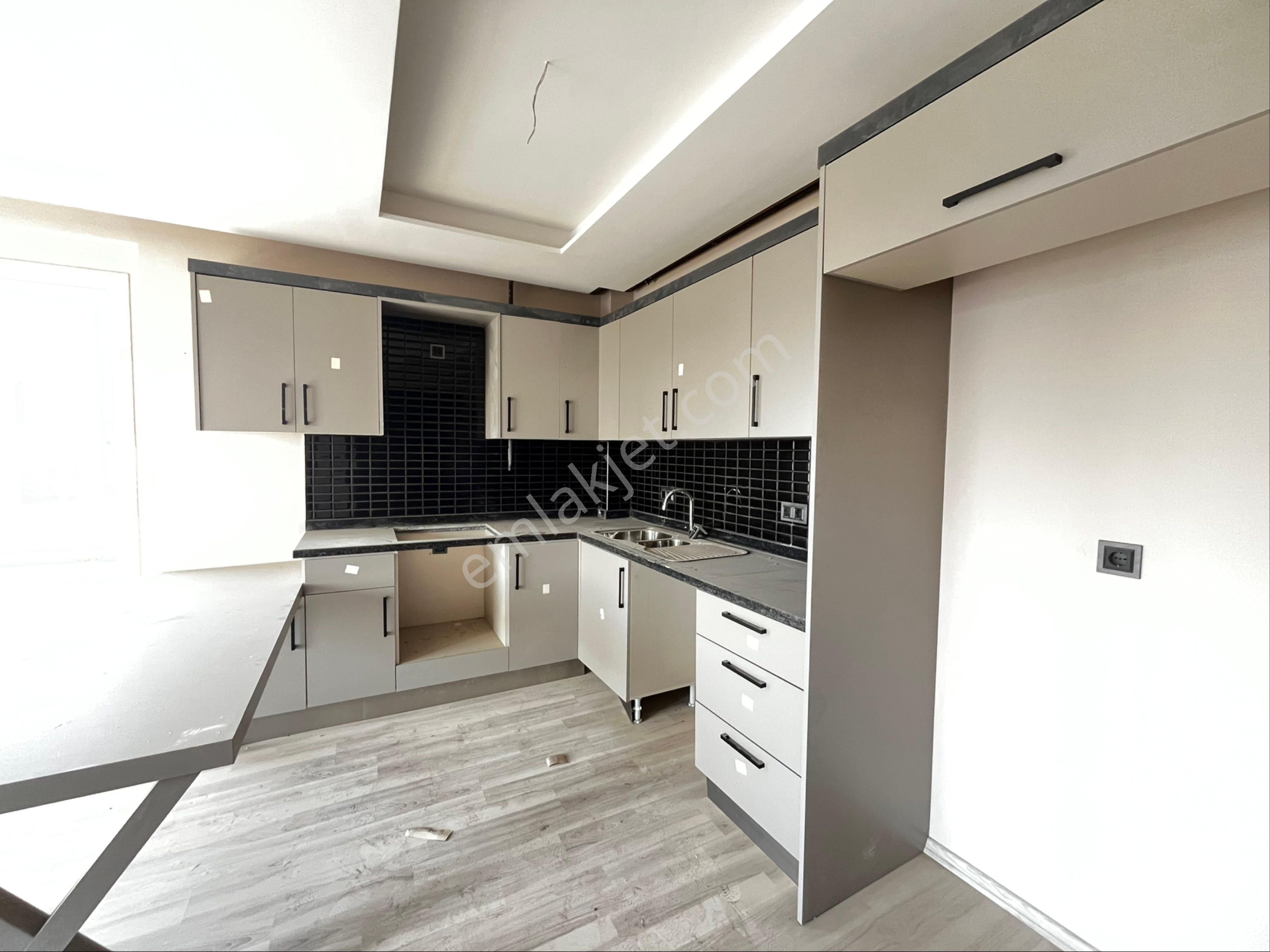 3,5+1 Çok Geniş Mezitli ‘de Havuzlu Daire Satılık - Görsel 14