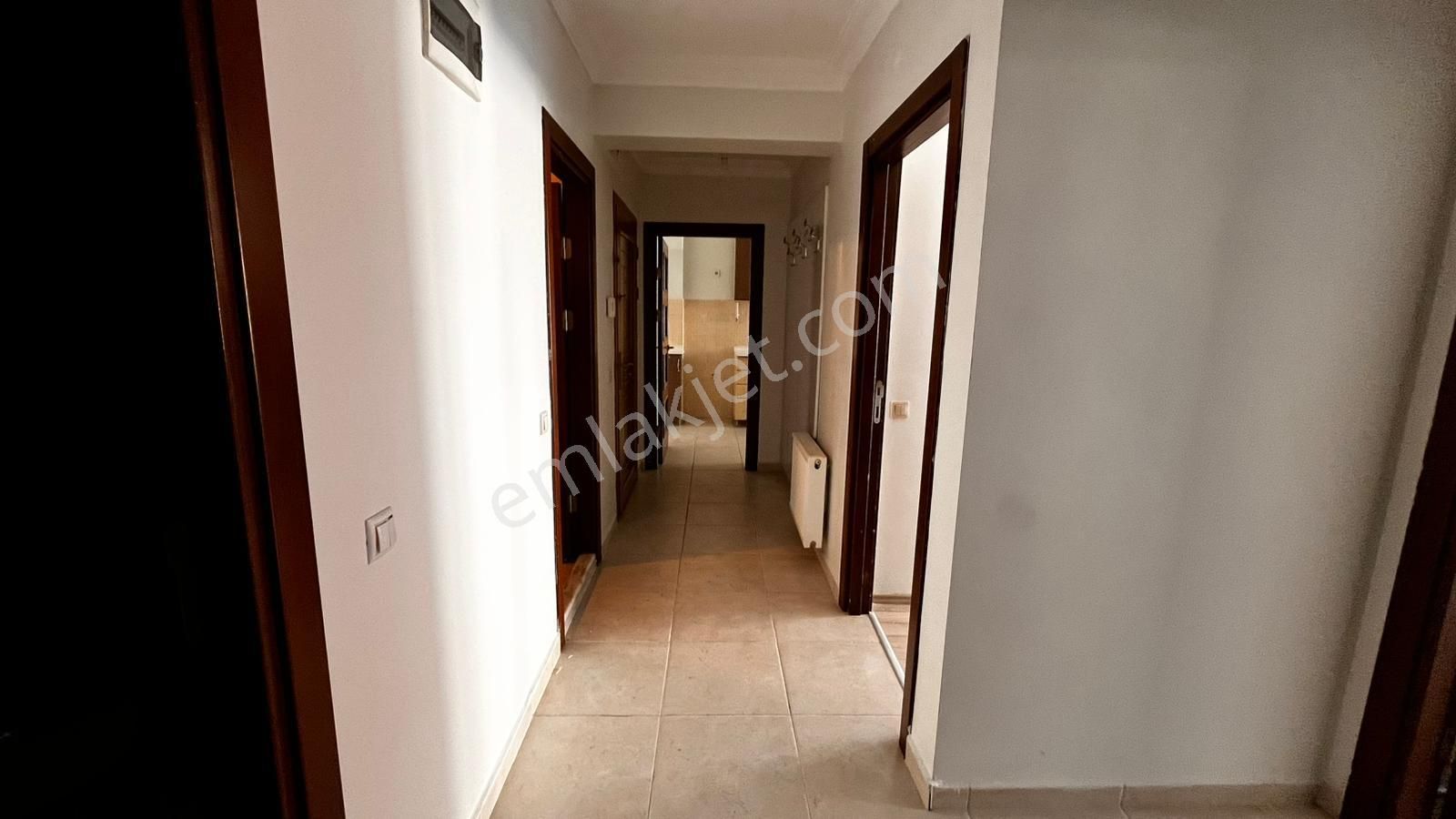 Dumlupınar Cd Üzeri Arakat Geniş Kullanışlı Kiralık 2+1 Sk-3 - Görsel 17