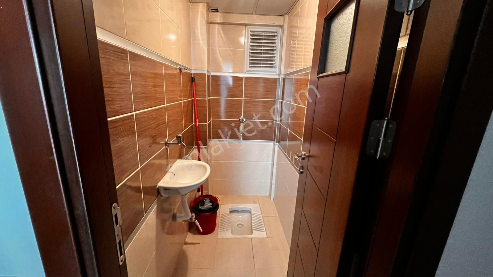 Dumlupınar Cd Üzeri Arakat Geniş Kullanışlı Kiralık 2+1 Sk-3 - Görsel 19