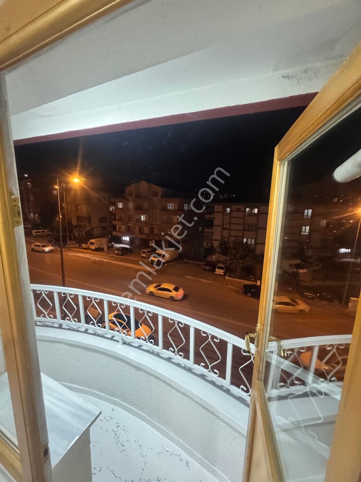 Keçiören Kanuni Mah Orta Kat Ön Cephe Asansörlü Daire - Görsel 21