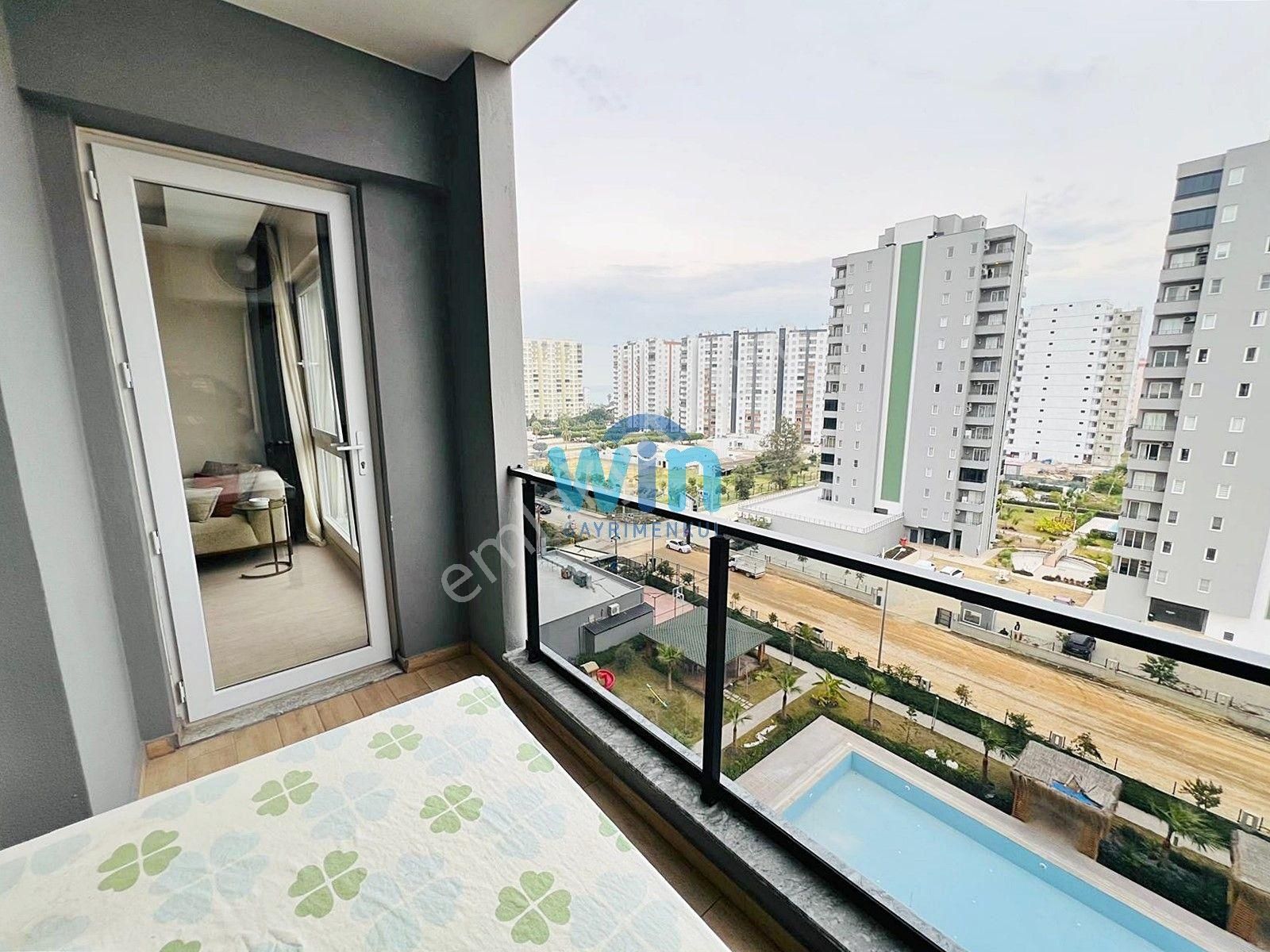 Win'den Çeşmeli'de Prestijli Projede Eşyalı Satılık 1+1 Daire - Görsel 8