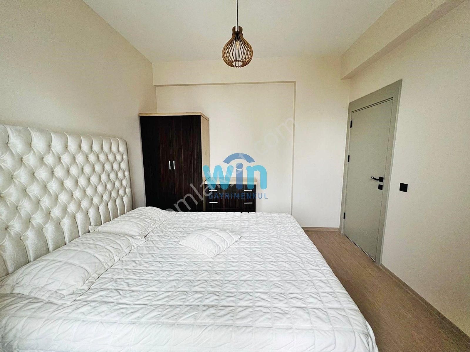 Win'den Çeşmeli'de Prestijli Projede Eşyalı Satılık 1+1 Daire - Görsel 16