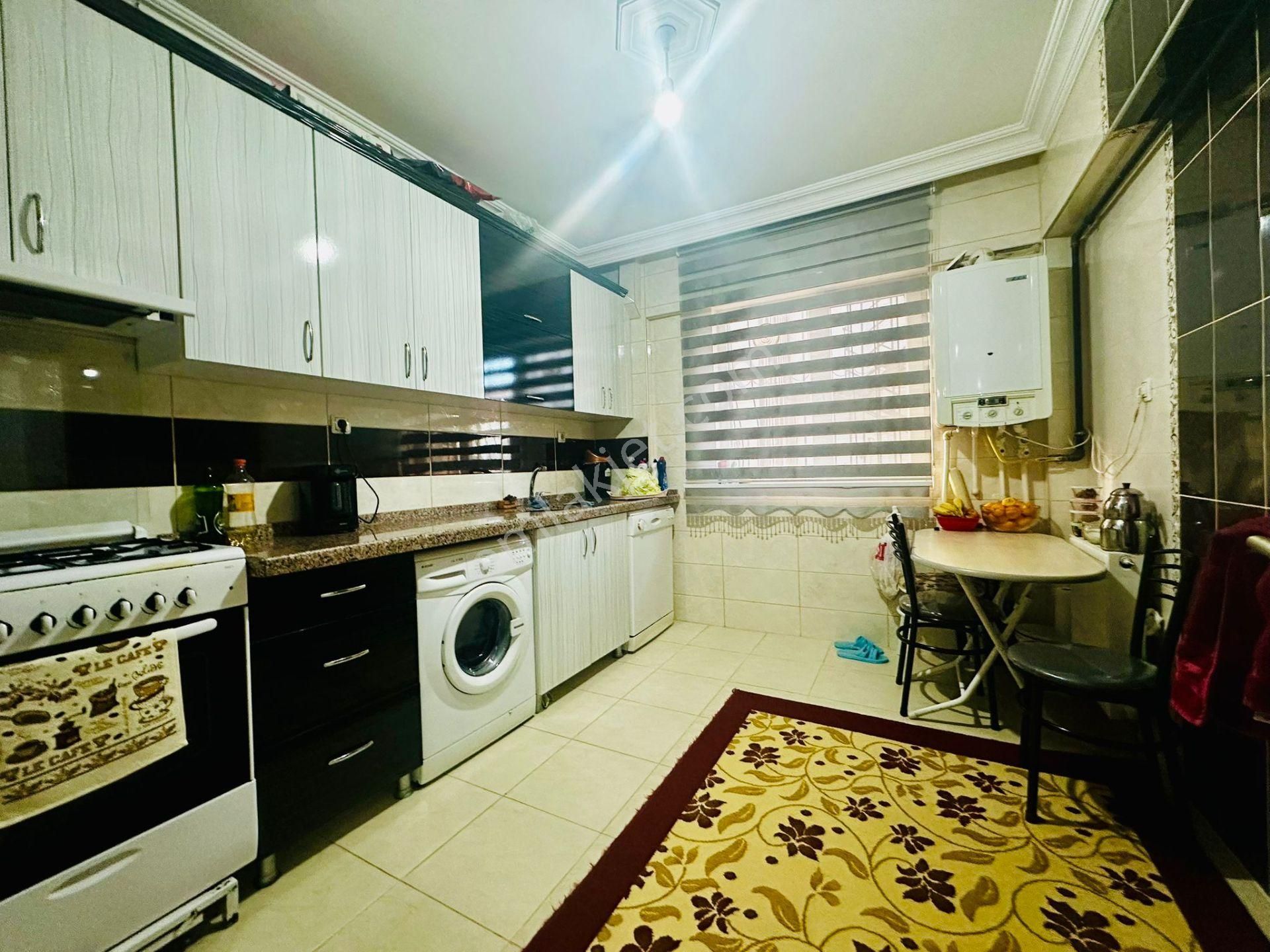 Kalecik Emlakk'tan Merkez Mahallesin'de 2+1 Güney Cepheli