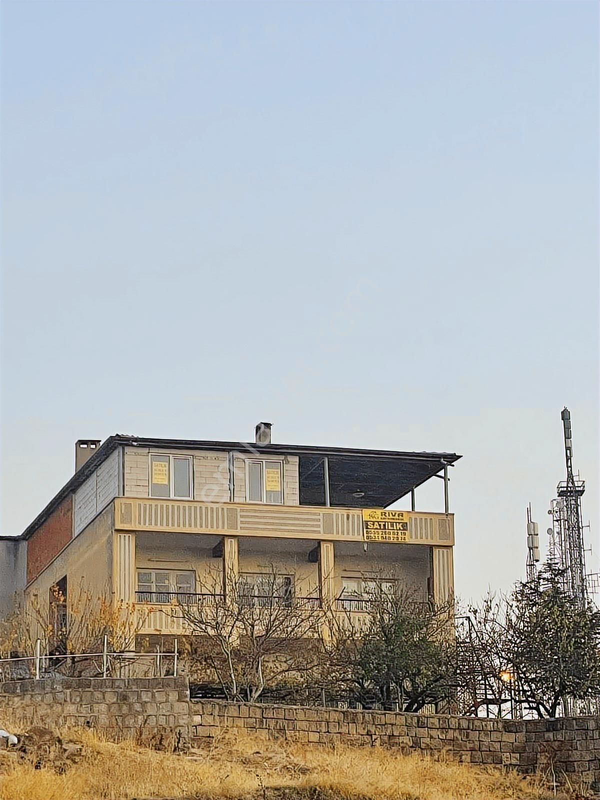 Riva Gayrimenkulden Mimarsinan Mh 3 Katlı Bahçeli Satılık Ev - Görsel 14