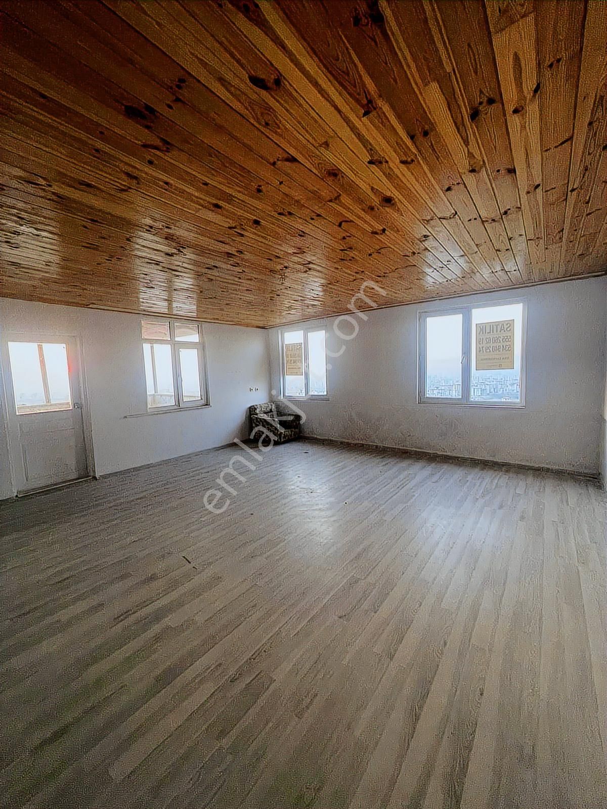 Riva Gayrimenkulden Mimarsinan Mh 3 Katlı Bahçeli Satılık Ev - Görsel 25