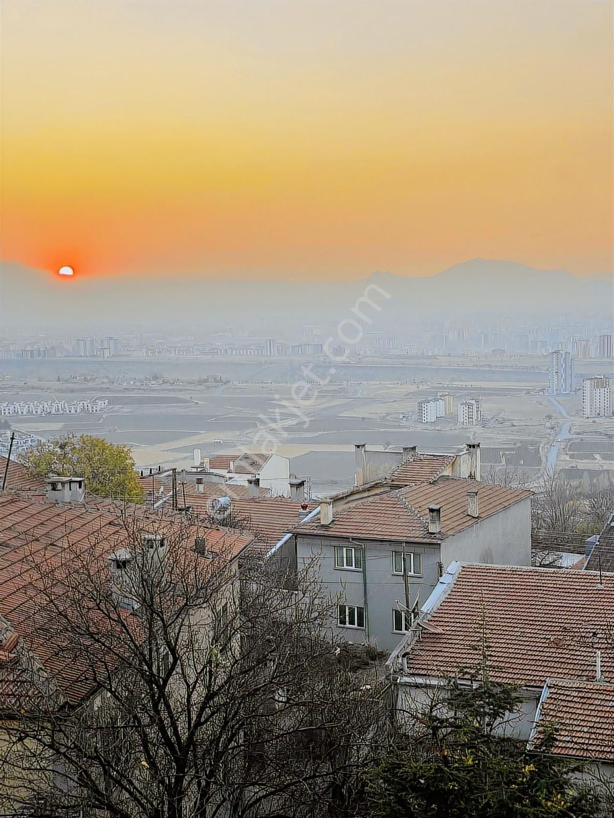 Riva Gayrimenkulden Mimarsinan Mh 3 Katlı Bahçeli Satılık Ev - Görsel 5