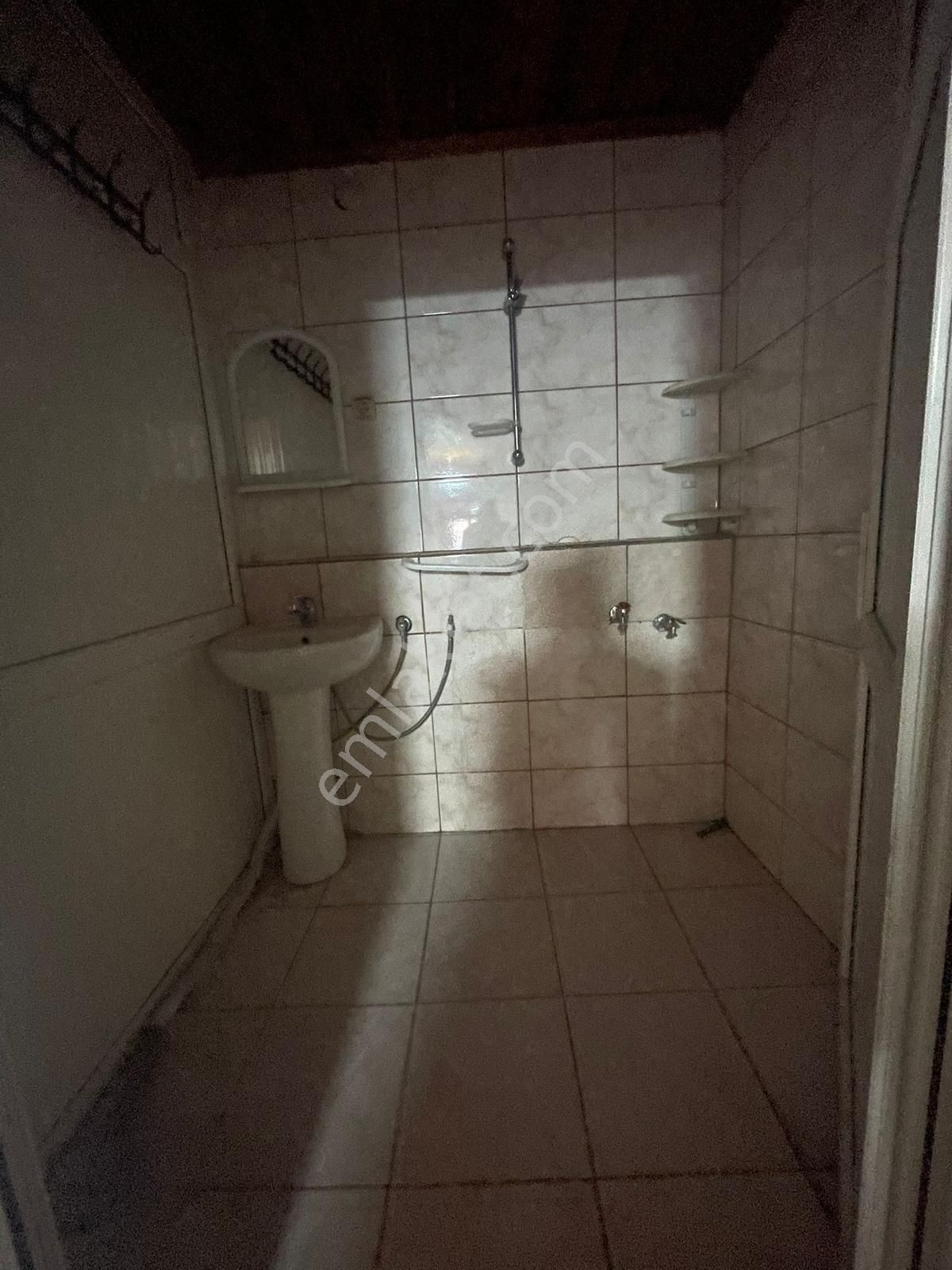 Riva Gayrimenkulden Mimarsinan Mh 3 Katlı Bahçeli Satılık Ev - Görsel 24