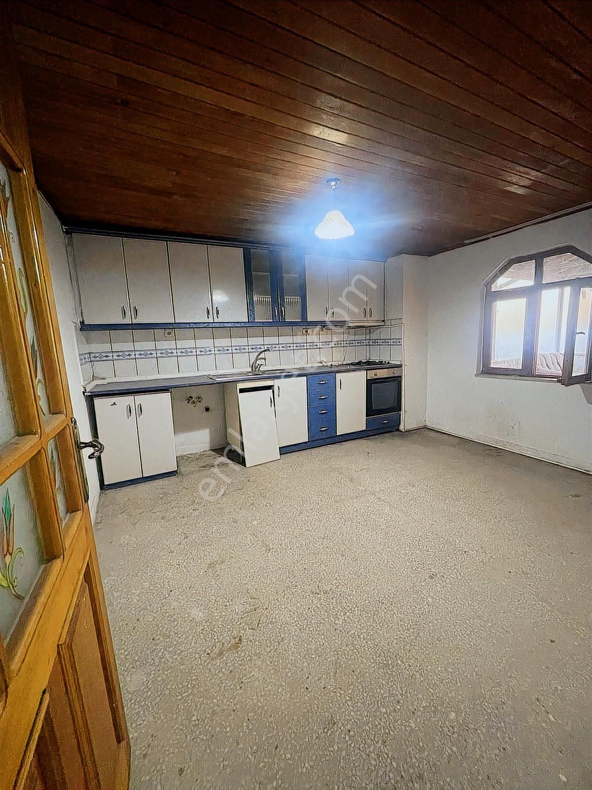 Riva Gayrimenkulden Mimarsinan Mh 3 Katlı Bahçeli Satılık Ev - Görsel 11