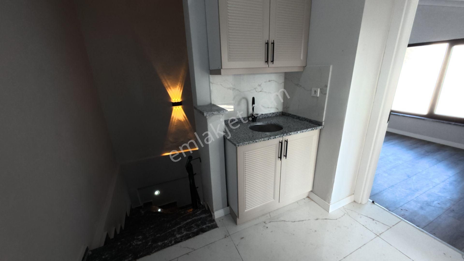 Sakarya Kocaali'de Geniş Bahçeli 4+1 Modern Villa - Görsel 27