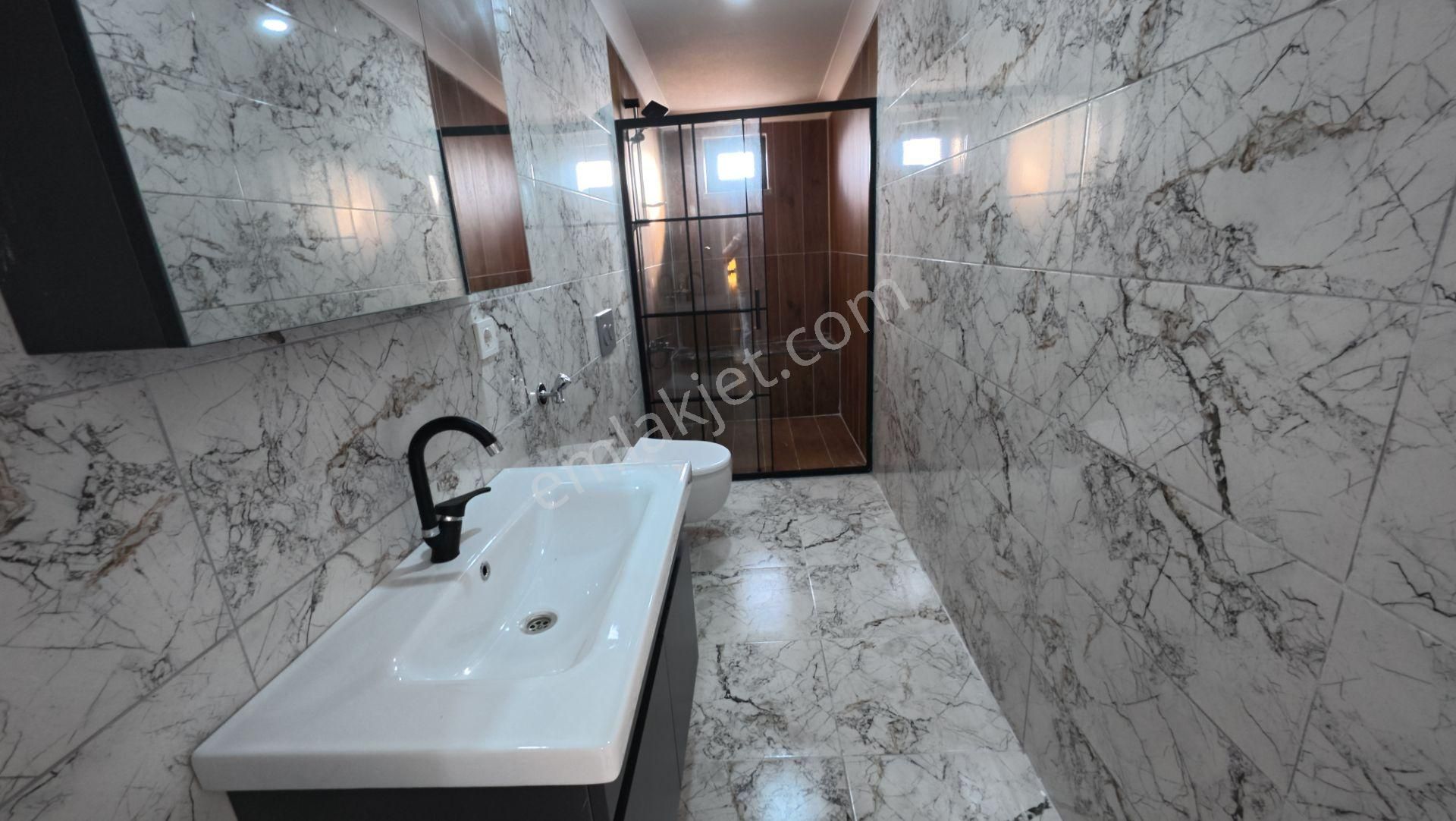 Sakarya Kocaali'de Geniş Bahçeli 4+1 Modern Villa - Görsel 25