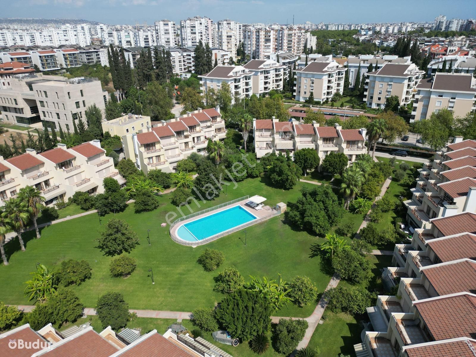 Konyaaltı - Uluç Müstakil Bahçeli Tripleks Villa - Görsel 11