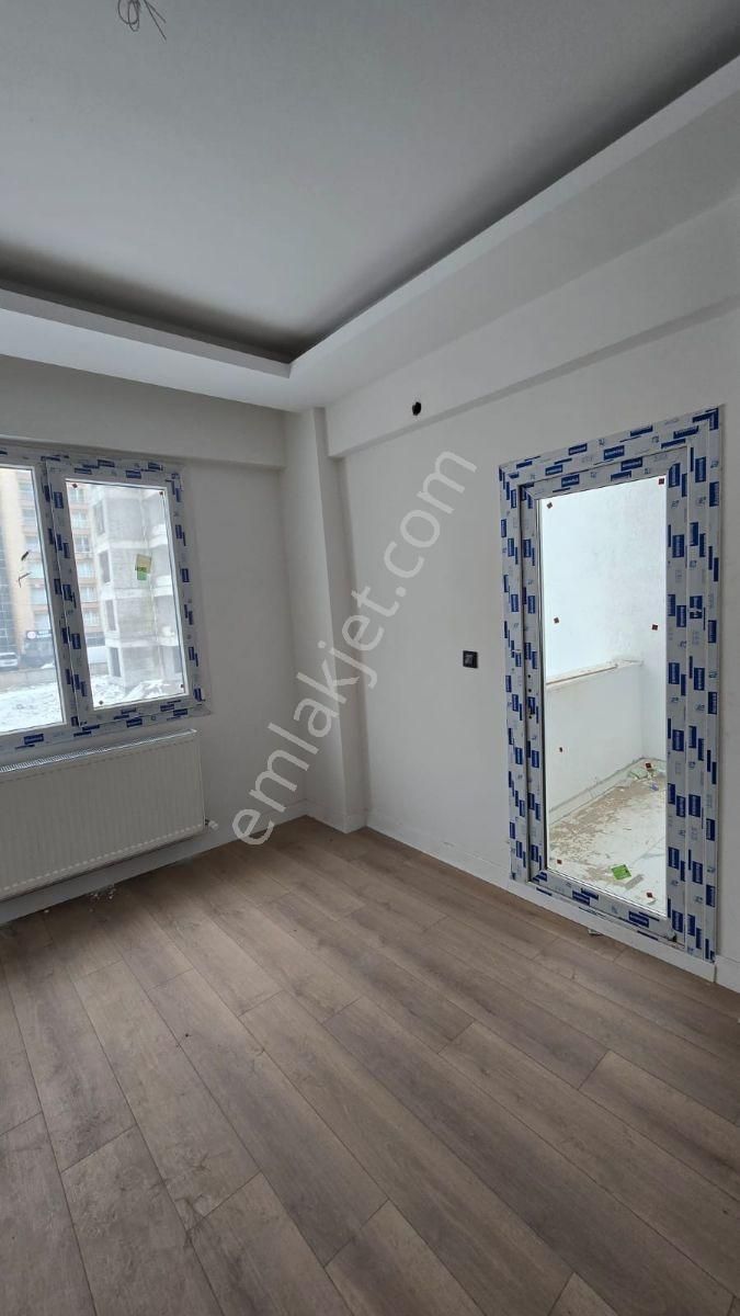 Zümrüt Mah. 3+1 Satılık Daire - Görsel 6