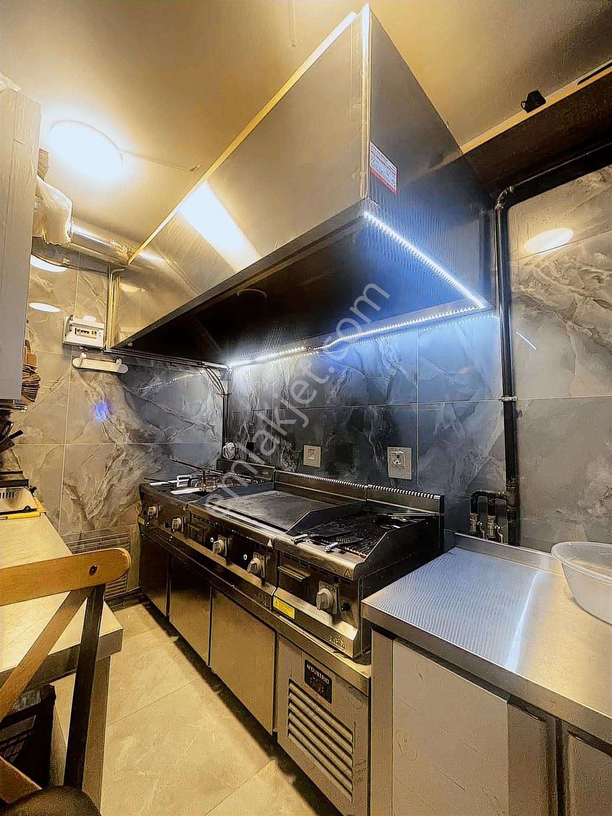 Bahçelievler Caddesinde İşlek Yerde Devren Kiralık Fastfood - Görsel 13