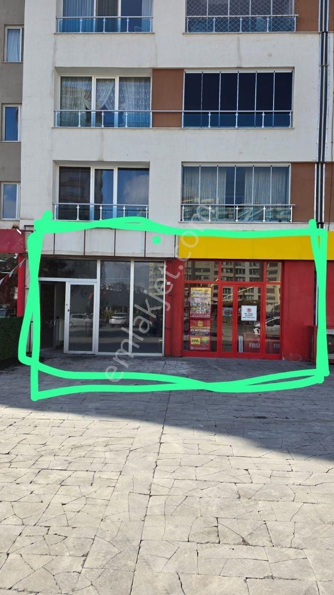 Yıldızevler Mh.de Çok Güzel Konumda Satlık Dükkan - Görsel 12