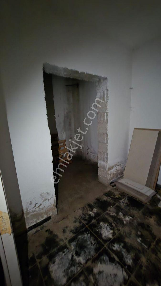 Yıldızevler Mh.de Çok Güzel Konumda Satlık Dükkan - Görsel 19