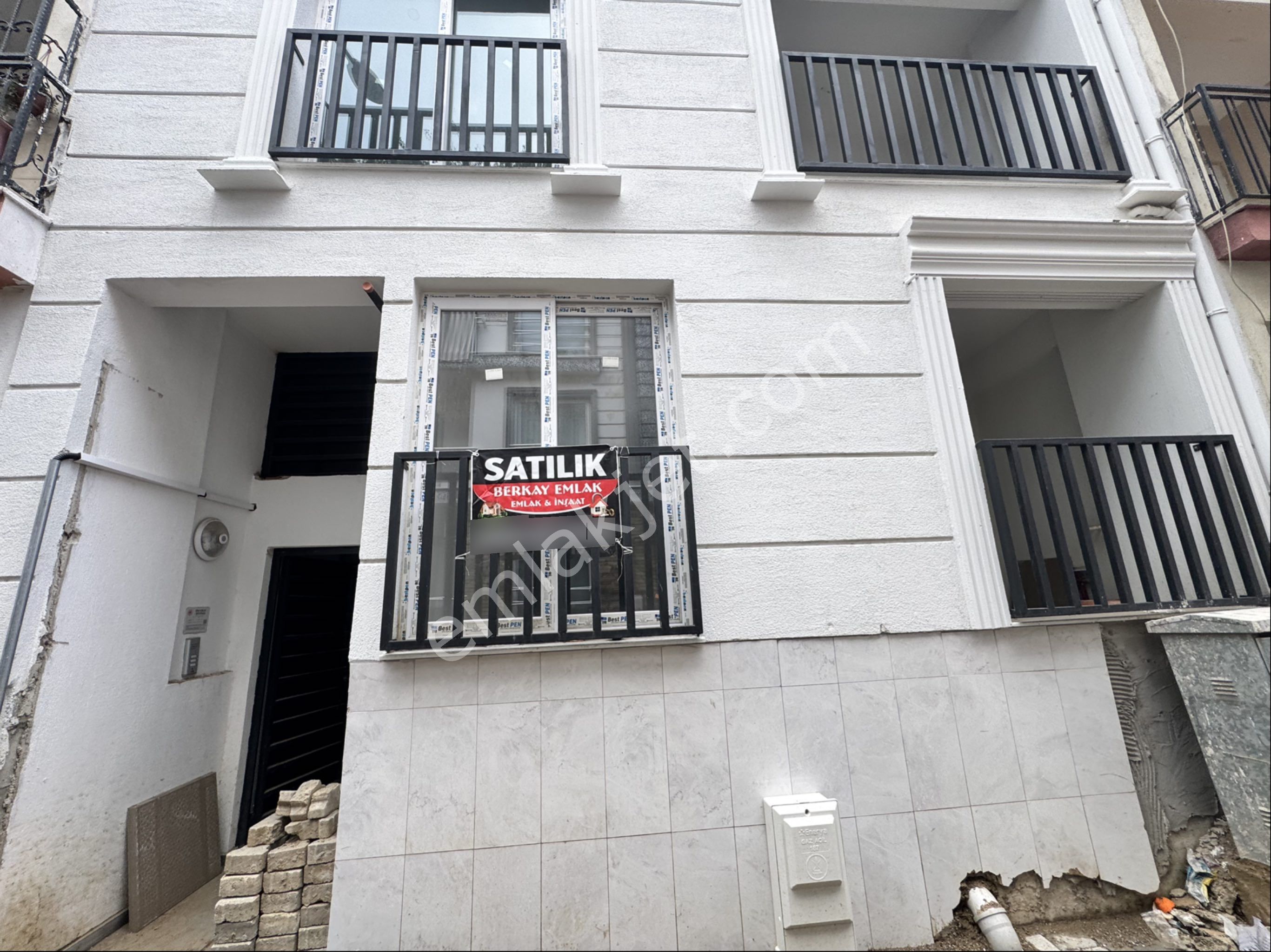 Nazilli Berkay Emlaktan Aydoğdu Mahallesinde Doğalgazlı Satılık Daire - Görsel 3