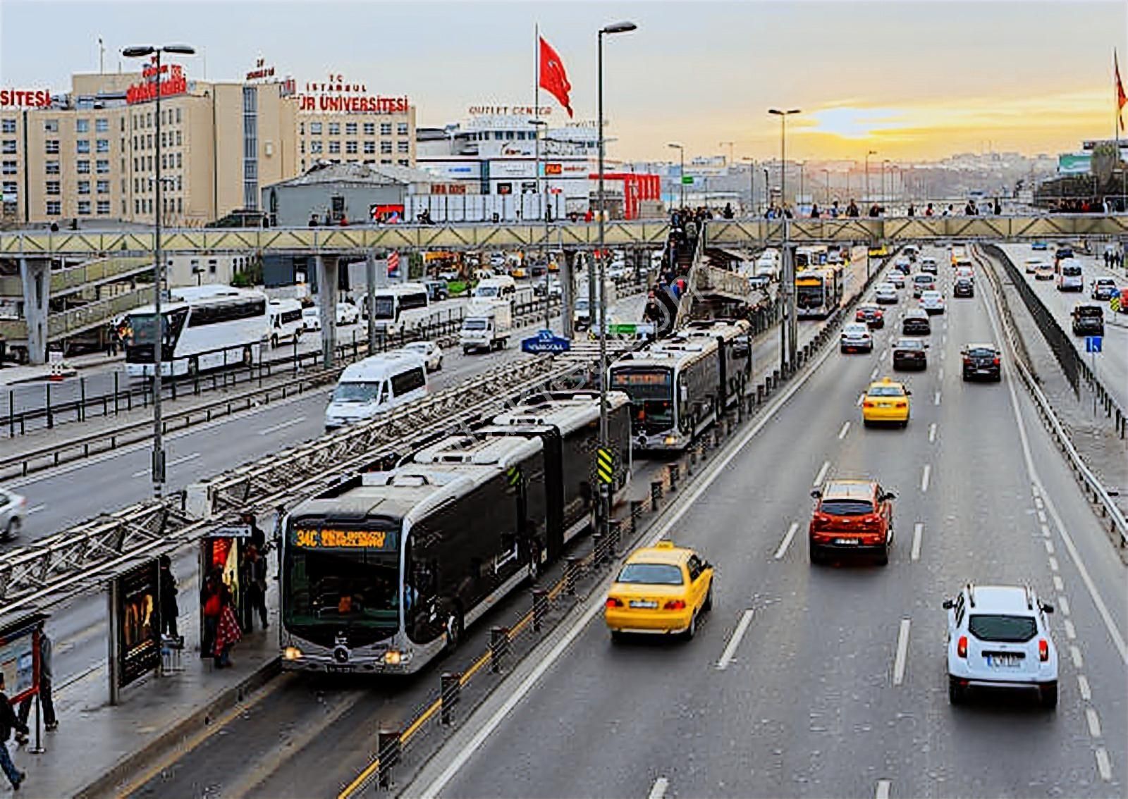 Metrobüse Yürüme Sıfır 3+1 Arakat Merkezi Genişm2 Satılık Daire - Görsel 29