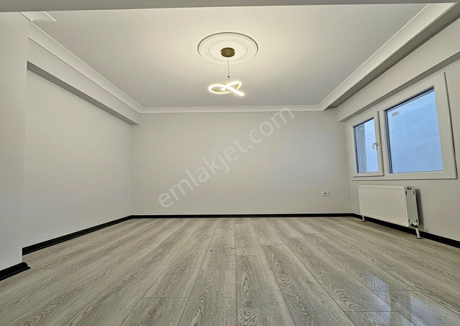 Metrobüse Yürüme Sıfır 3+1 Arakat Merkezi Genişm2 Satılık Daire - Görsel 32