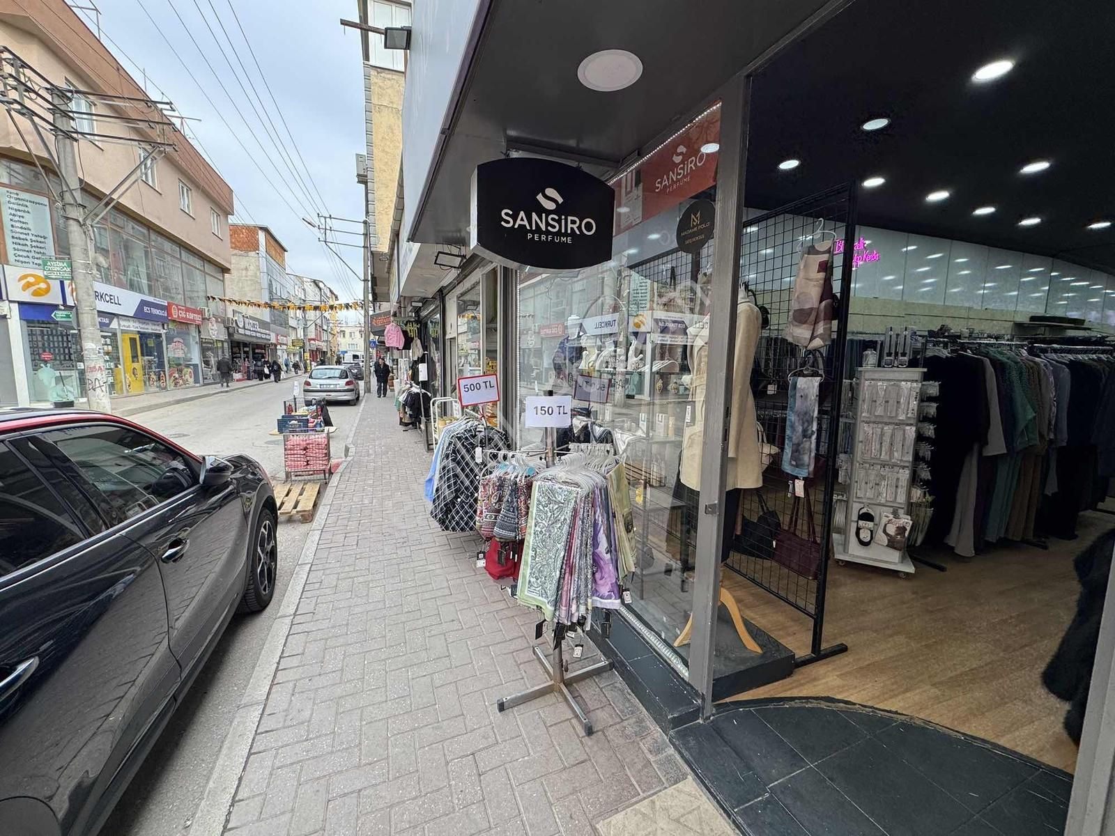 Biens Bağlarbaşında Her İşe Uygun Kupon Dükkan - Görsel 4