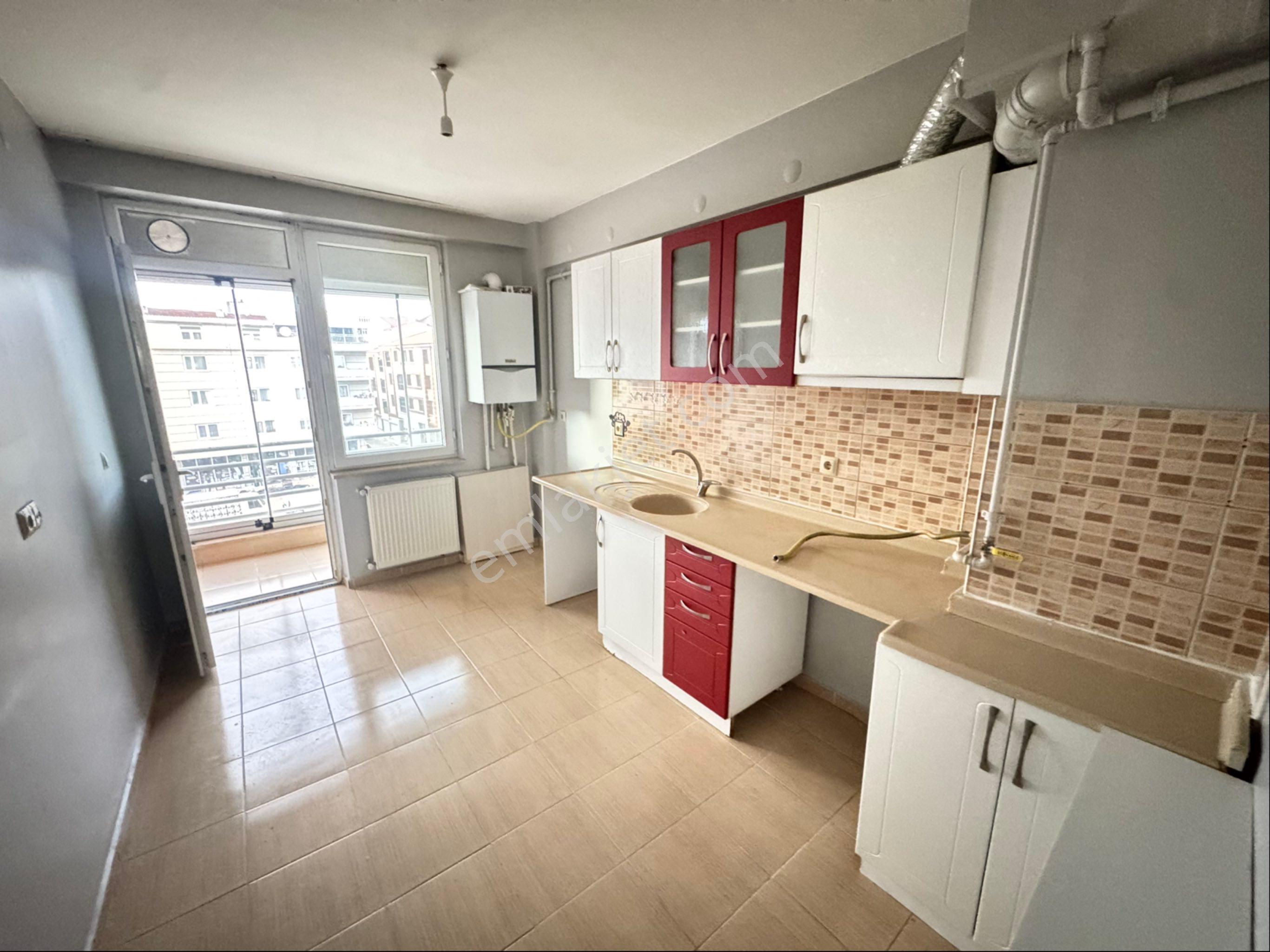 Pera'dan Orhangazi Mah. Cadde Üzeri Satılık 4+1 Dublex Daire - Görsel 9