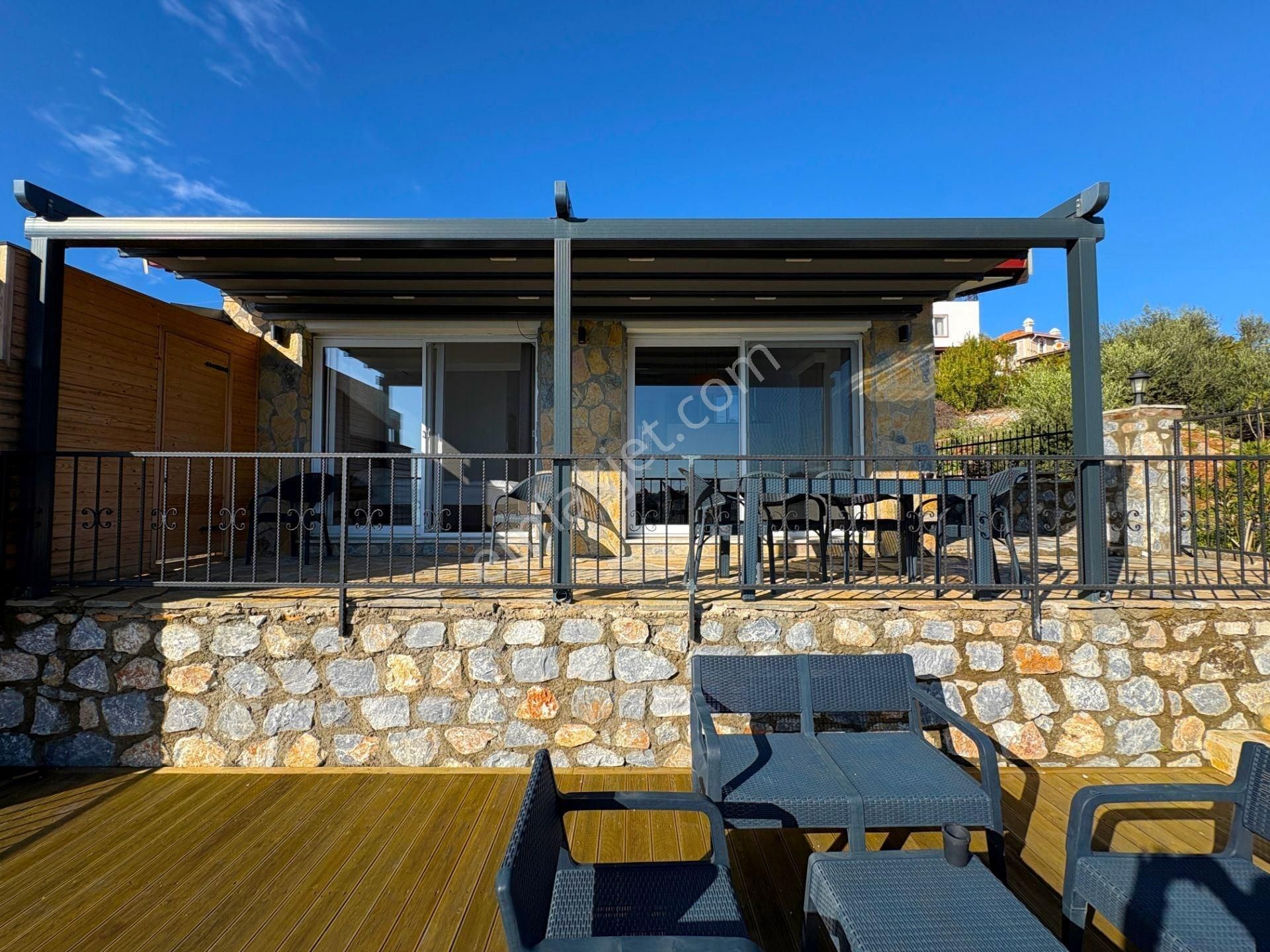 Kıyıkışlacıkta Eşsiz Konumda Full Deniz Manzaralı Müstakil Villa - Görsel 10