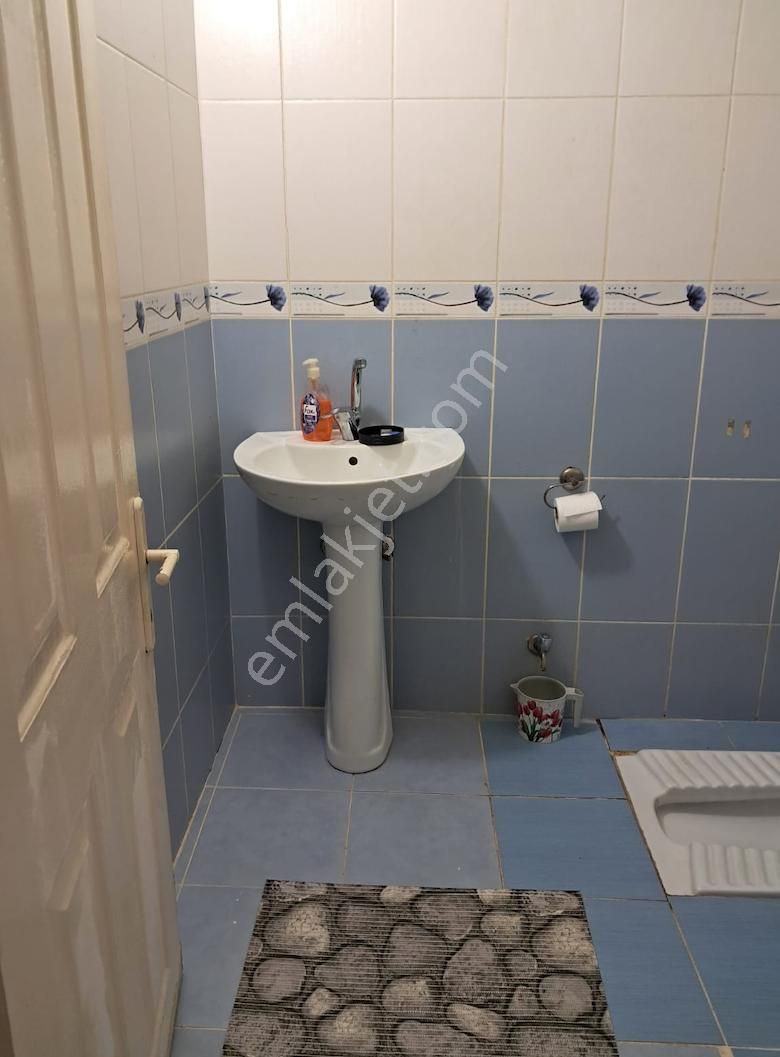 Buca Turyap'tan Harika Konumda İçi Tamamen Yenilenmiş Genç Daire - Görsel 18