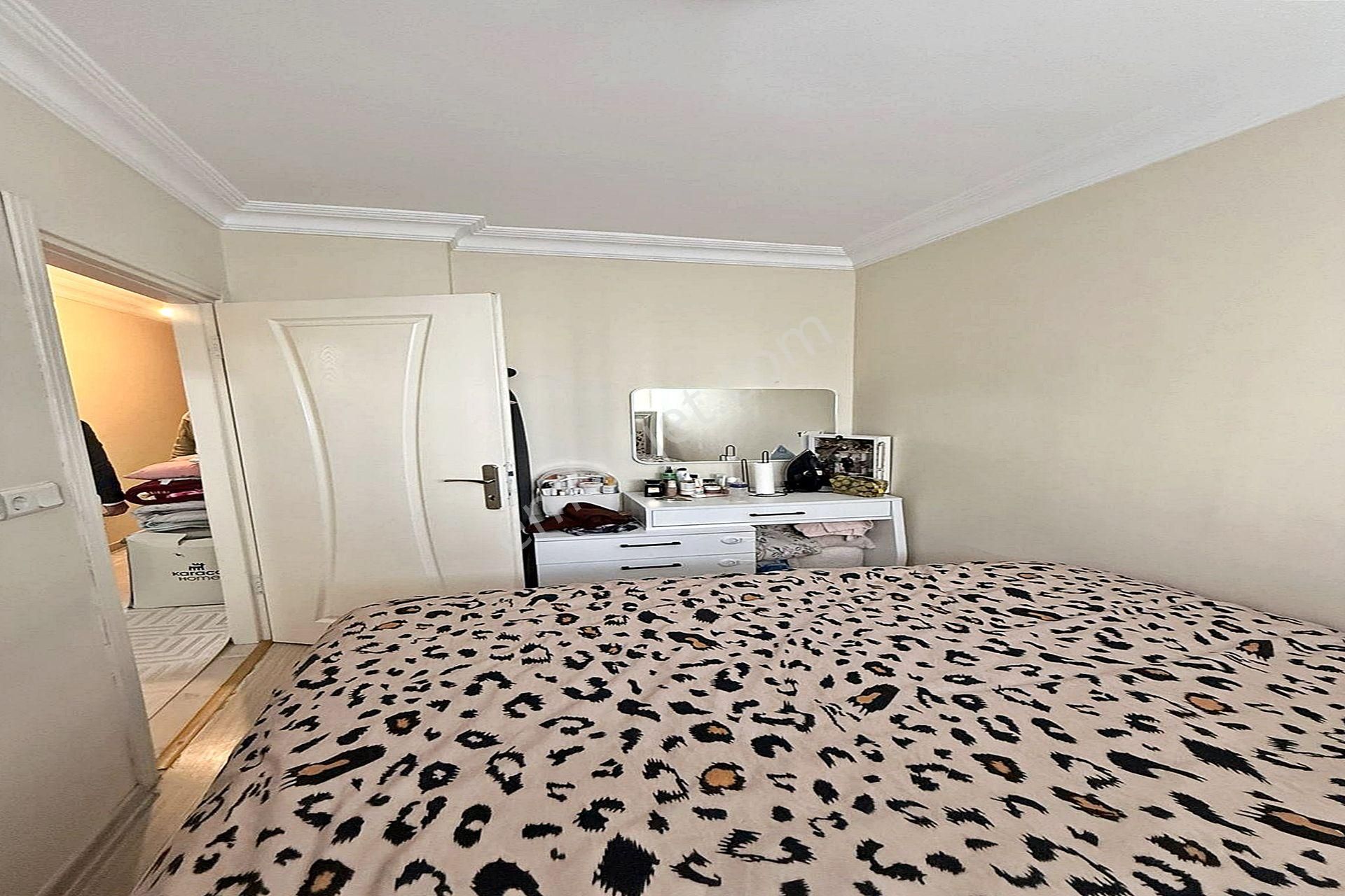 Bahçeşehir Lokasyonunda Lüx Tasarımlı 1+1 Satılık Daire - Görsel 10