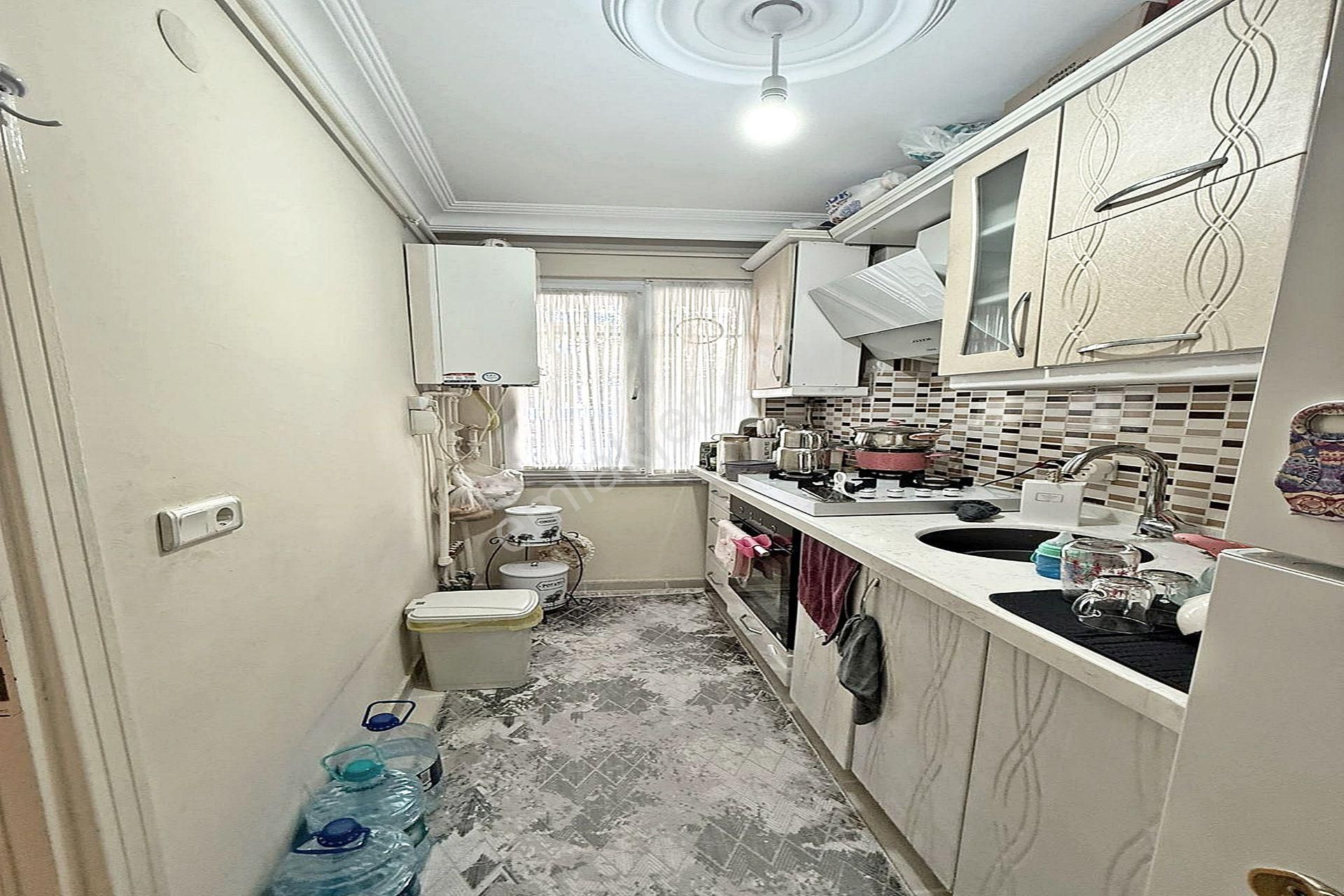 Bahçeşehir Lokasyonunda Lüx Tasarımlı 1+1 Satılık Daire - Görsel 2