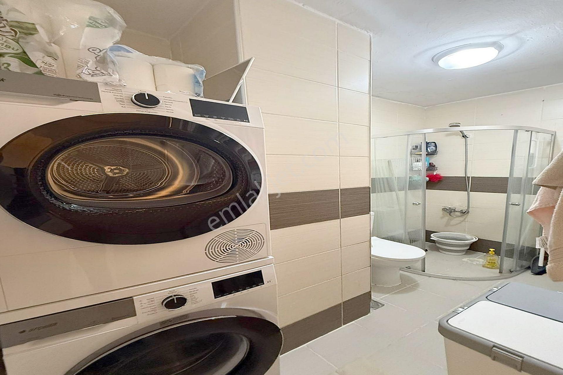 Bahçeşehir Lokasyonunda Lüx Tasarımlı 1+1 Satılık Daire - Görsel 12