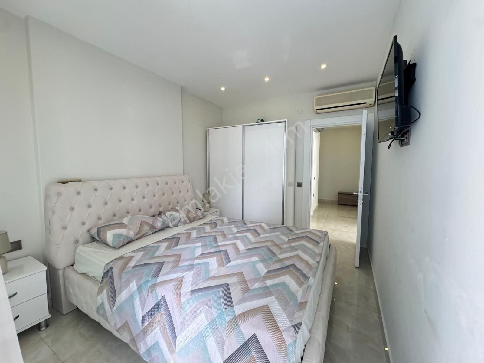 Alanya Mahmutlar’da Denize Sıfır, Full Aktiviteli Ve Eşyalı 2+1 Daire - Görsel 8