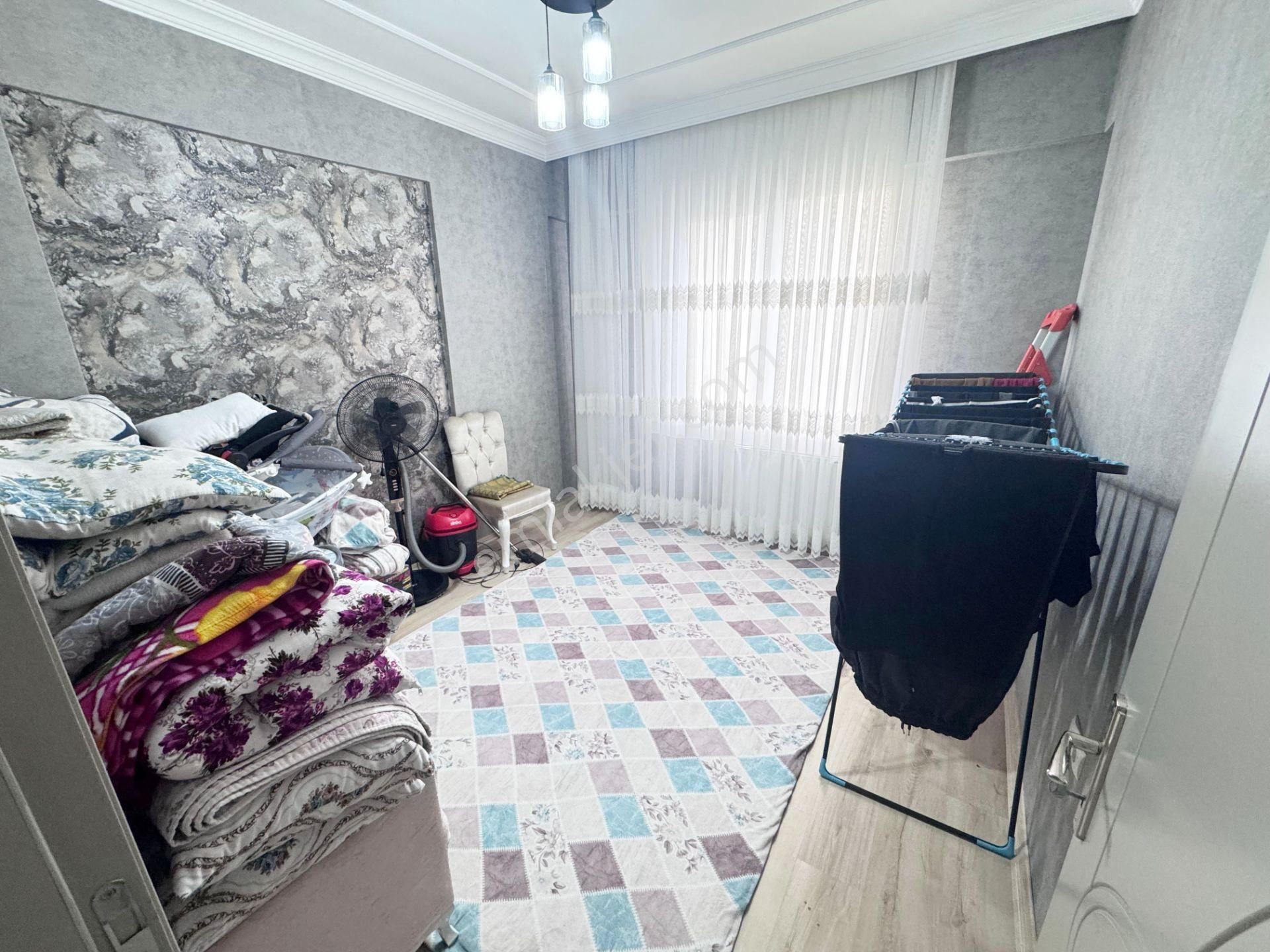 Karacaahmet'te Cam Balkonlu Bakımlı Masrafsız Arakat 2+1 - Görsel 8