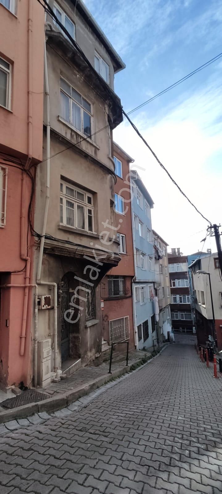 Beşiktaş'da Komple Satılık Bina Abbasağa Parkına 5 Dk - Görsel 14