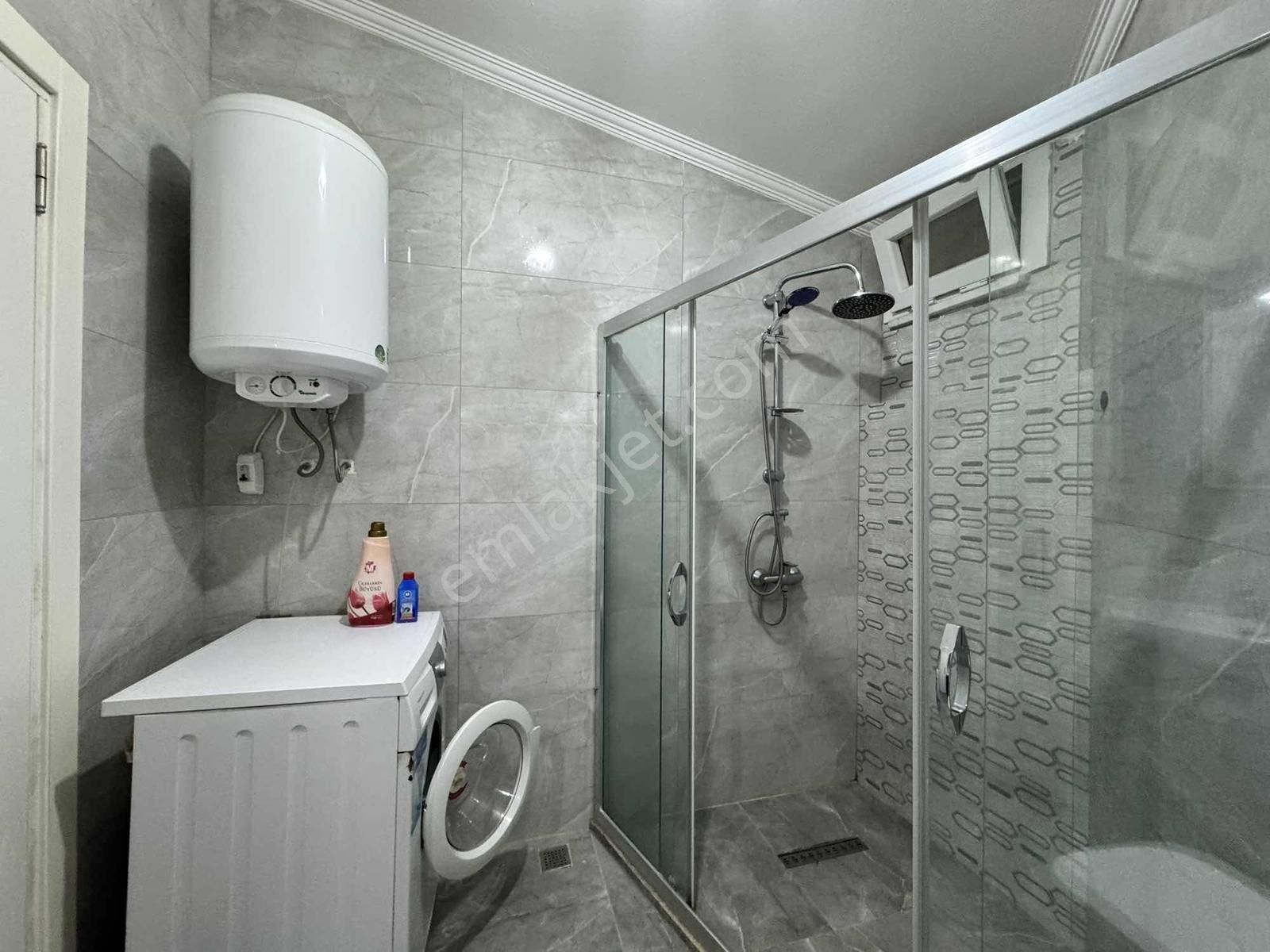 Ata'dan İçmeler Merkezde Kiralık 1+1 - Görsel 12