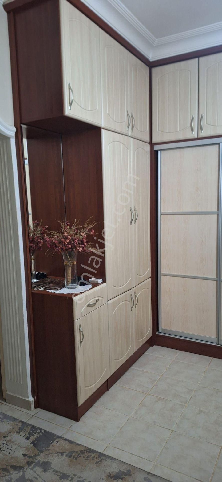 Yakada Çolakhoca Cami Yanı Arakat 1190m2 Bürüt 3+1 Bakımlı - Görsel 20